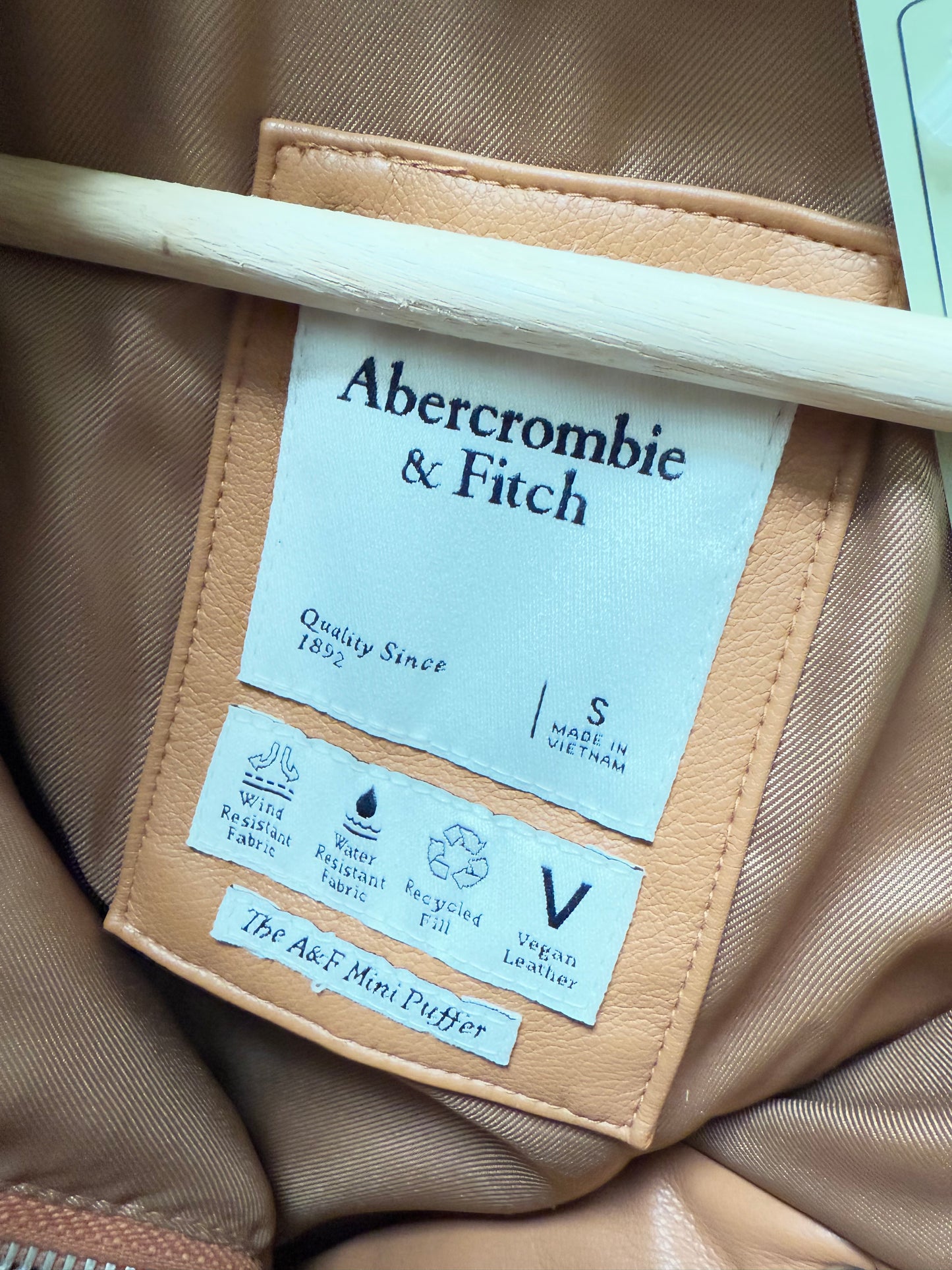 Abercrombie Mini Puffer Jacket (S)
