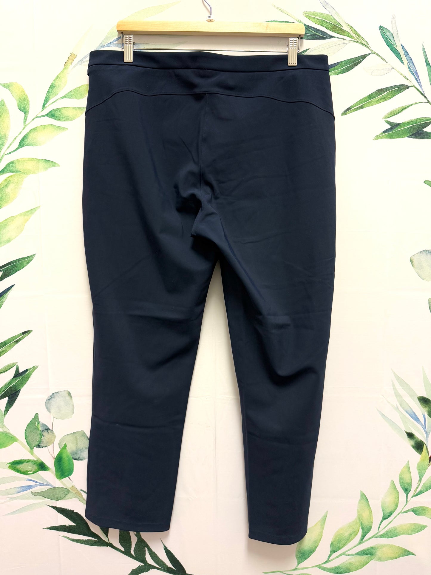 Lululemon On The Move MR Pant 28” (14)
