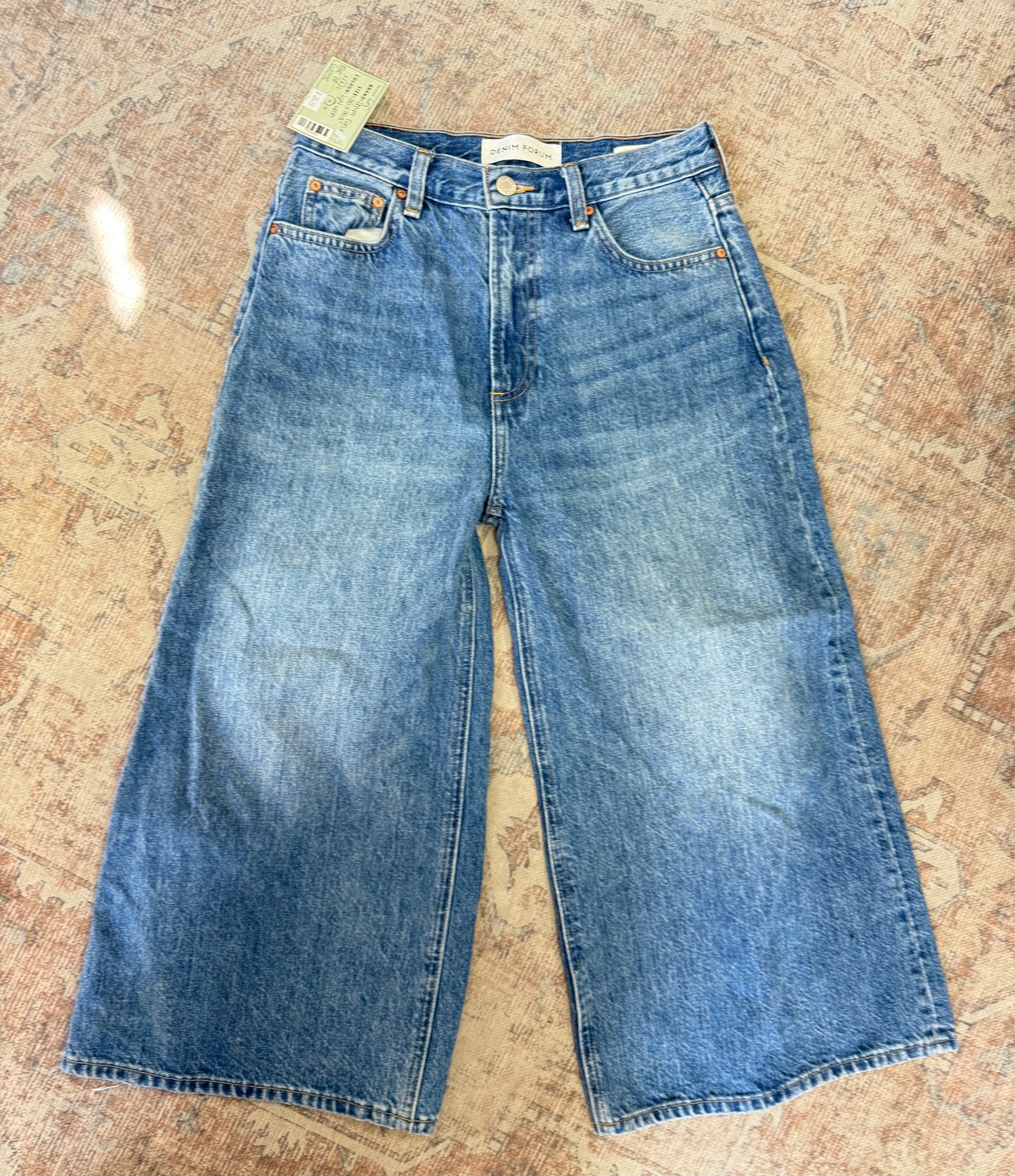 Denim Forum Edie Culotte HR Crop Jeans (26x20.5)