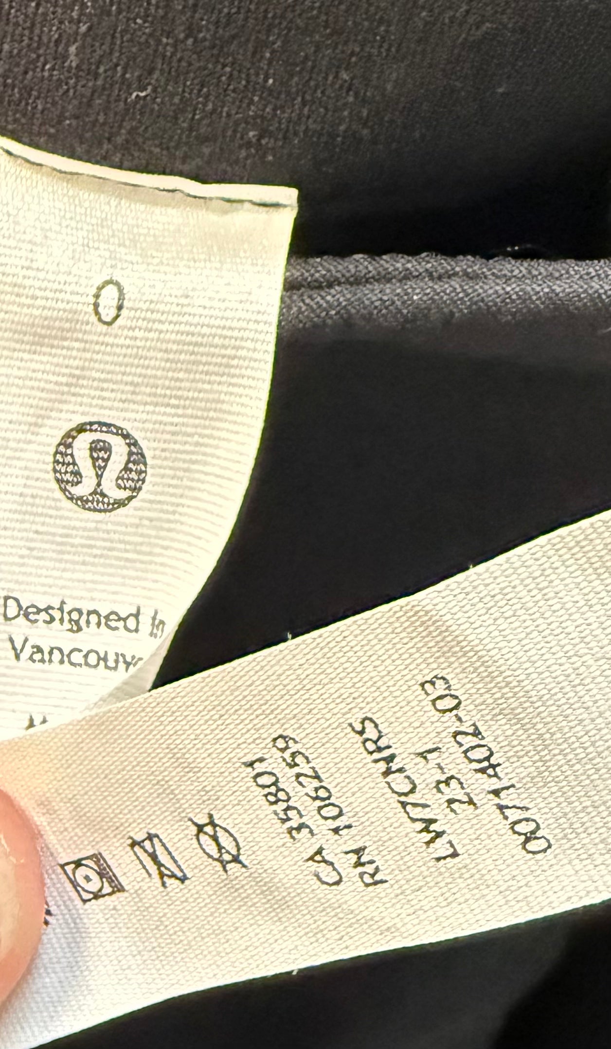 Lululemon Relaxed Cargo SHR Short 4” (0)