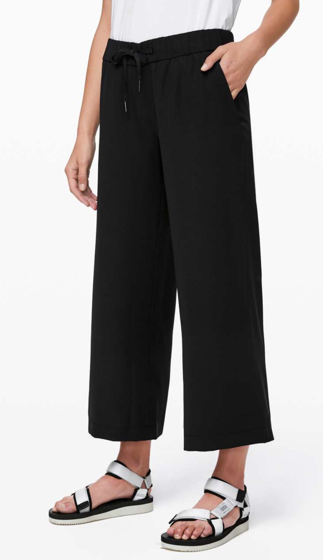 Lululemon On The Fly Wide Leg MR Pant 26” (4)