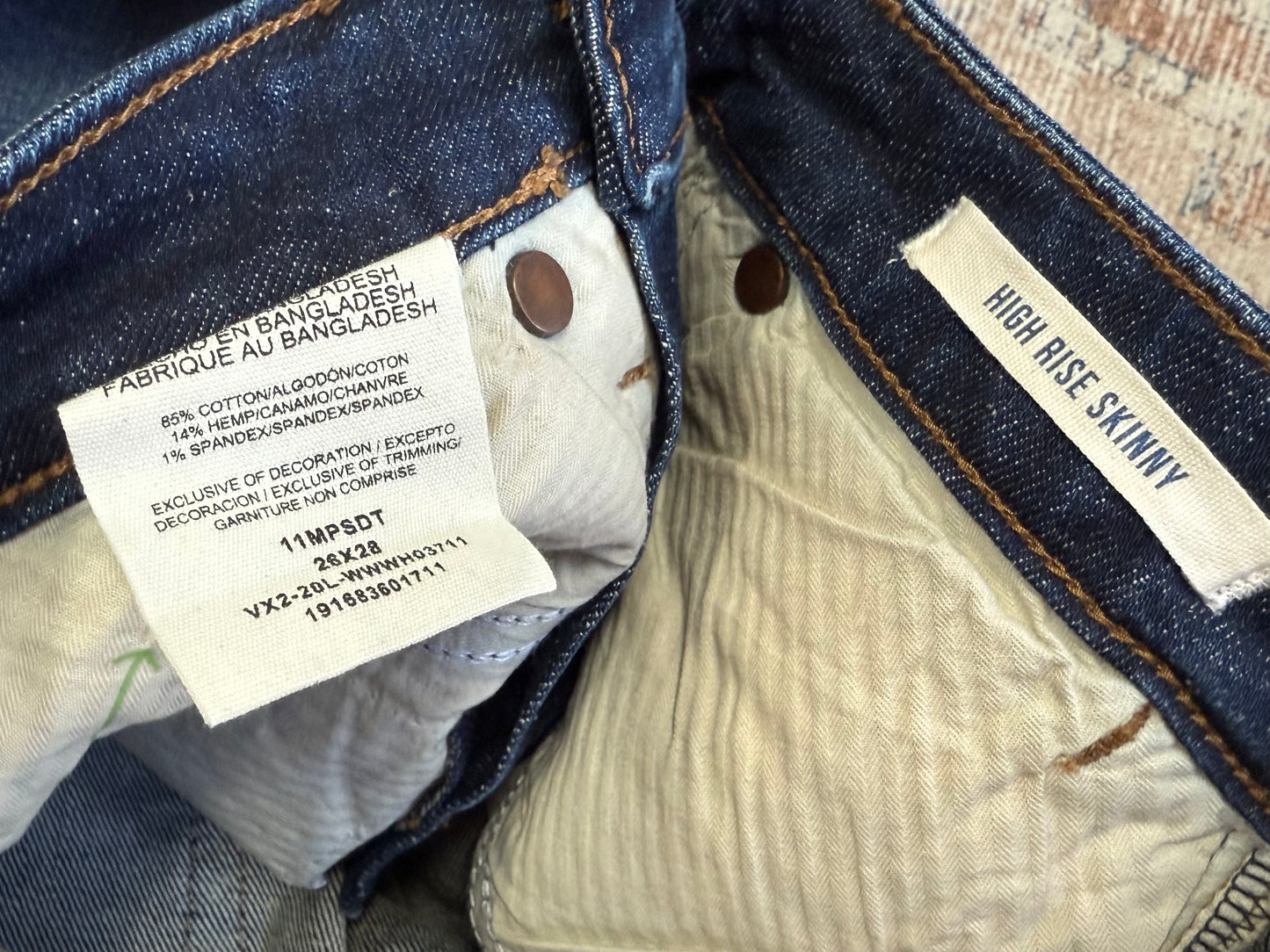 Wranger Skinny HR Jeans (26x28)