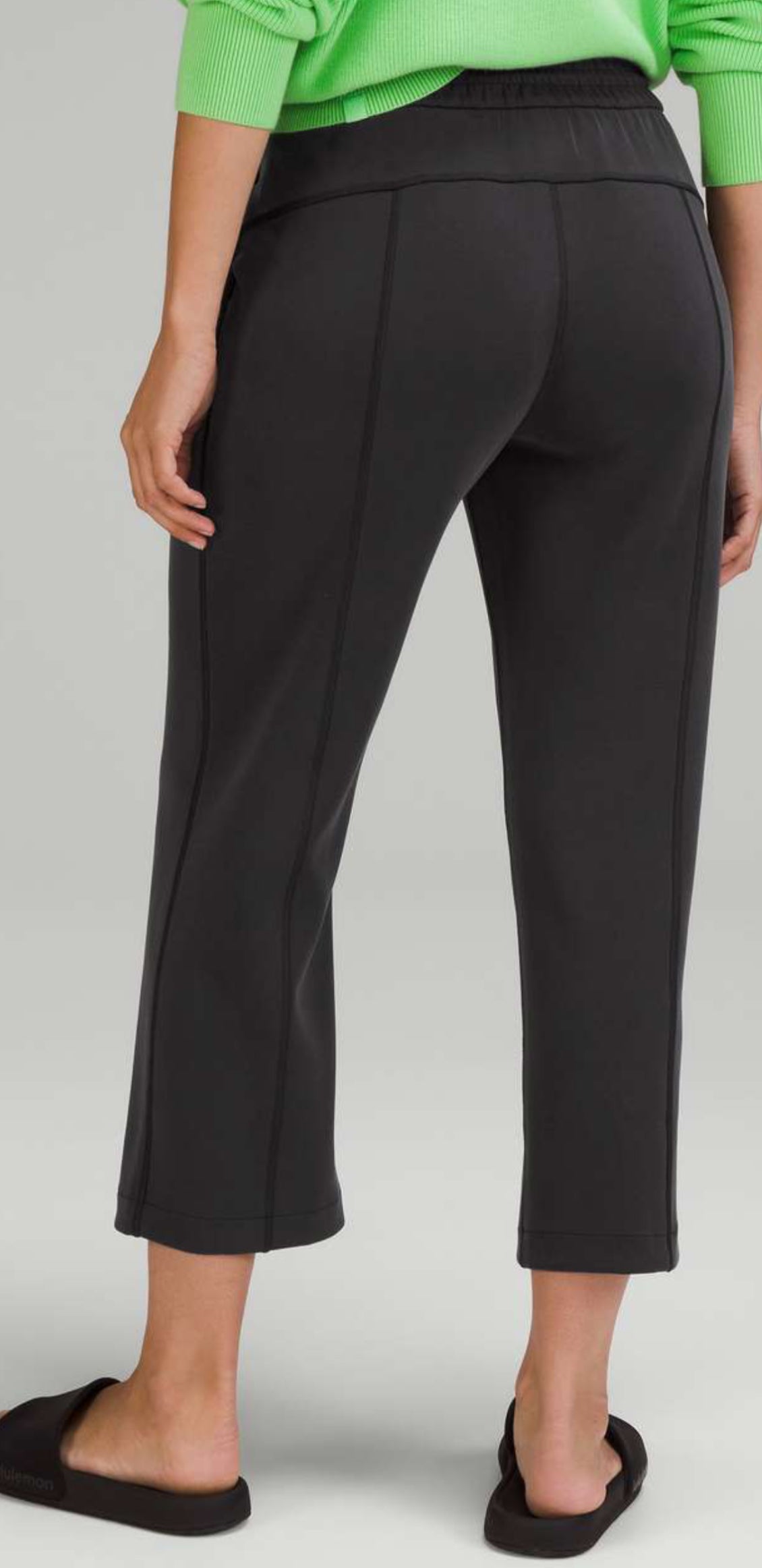 Lululemon Softstreme Straight HR Crop 25” (2)