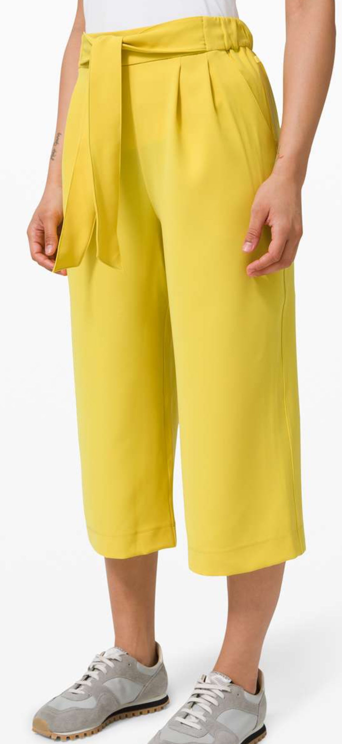 Lululemon Noir HR Crop 21” (6)