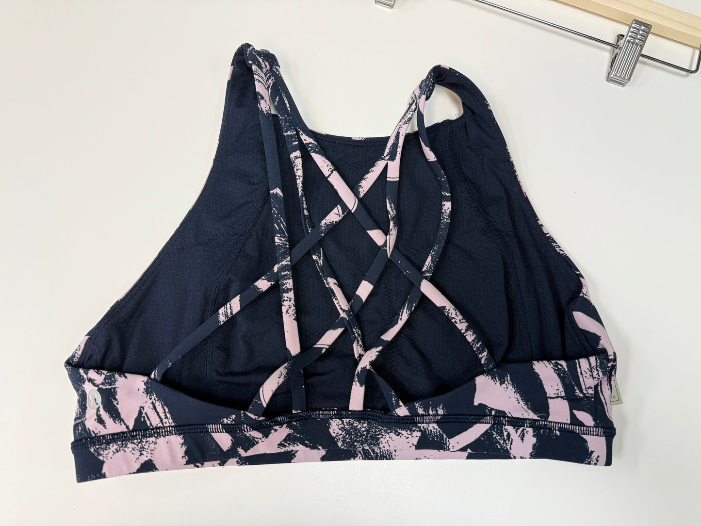 Lululemon Free to be Serene High Neck Bra (10)