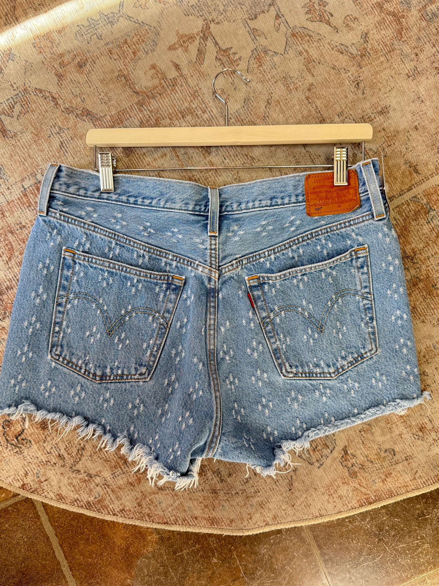 Levi’s 501 Shorts (32)