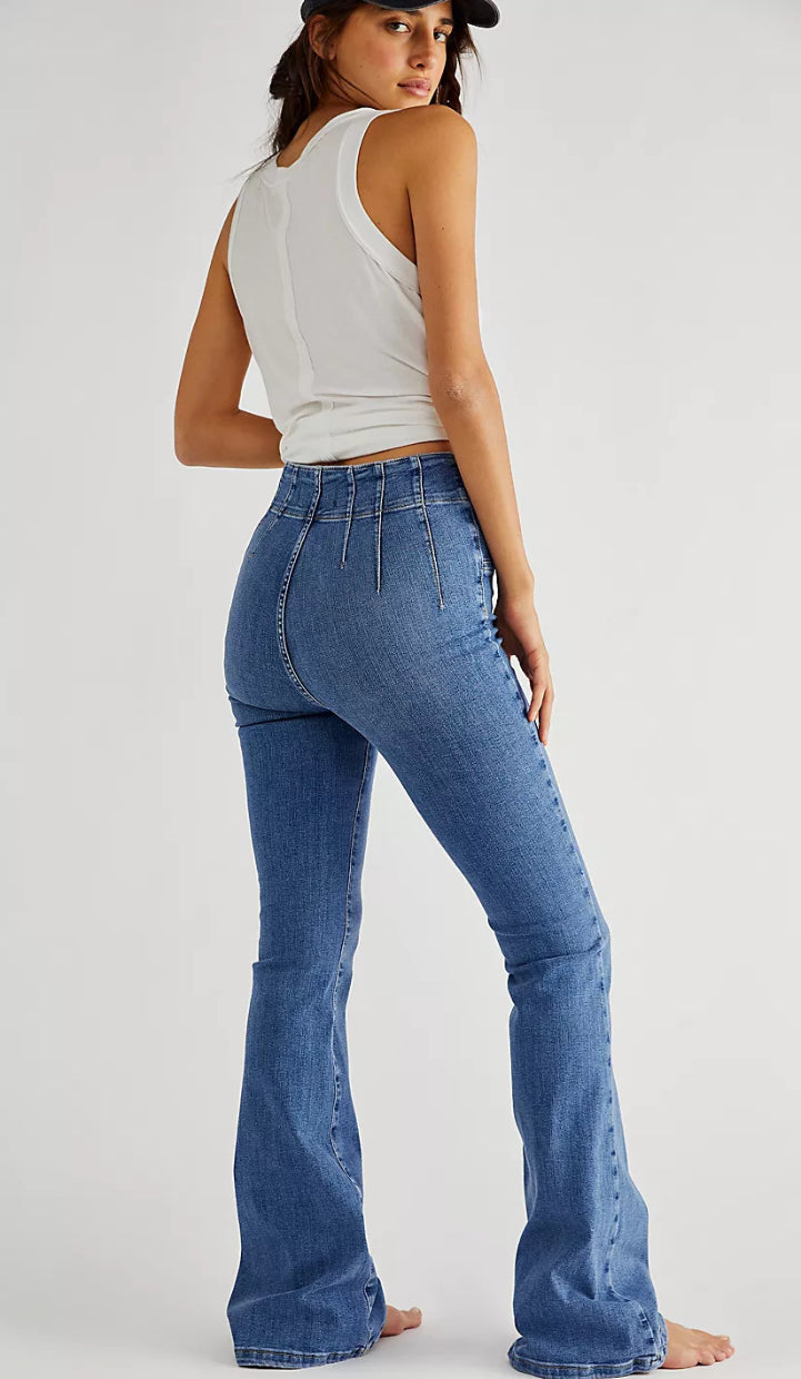 Free People Jayde Flare HR Jeans (30x31)
