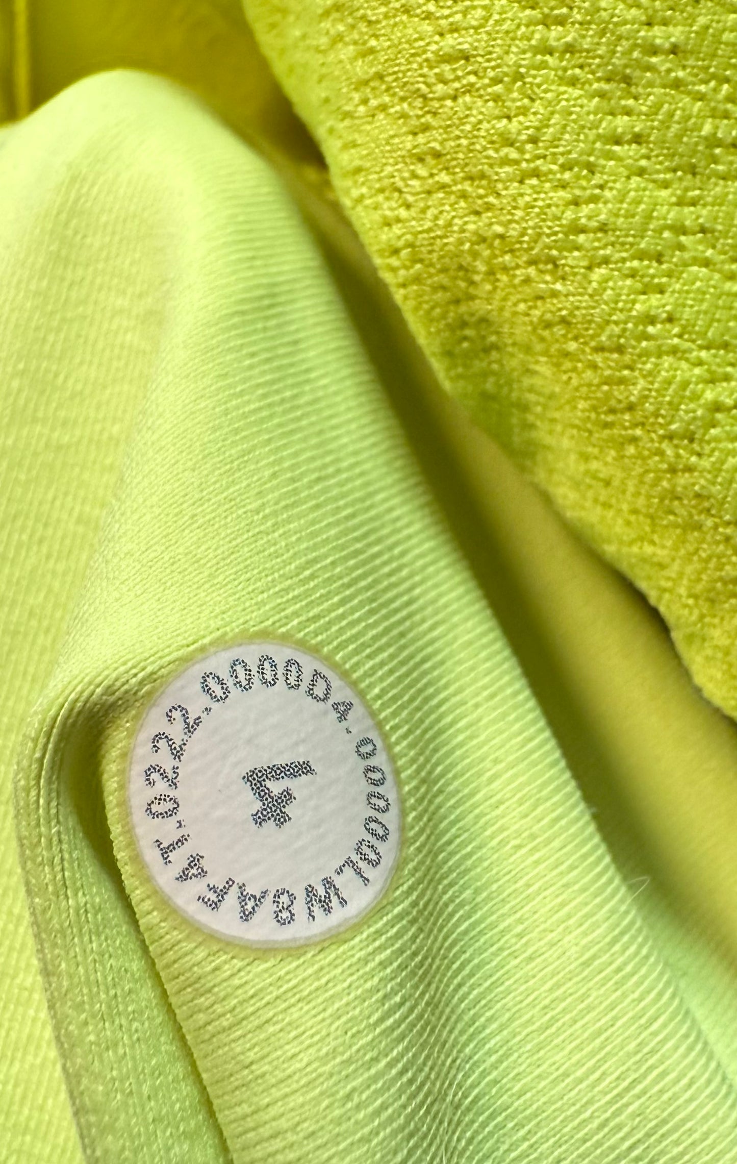 Lululemon Hotty Hot HR Skirt (4 Tall)