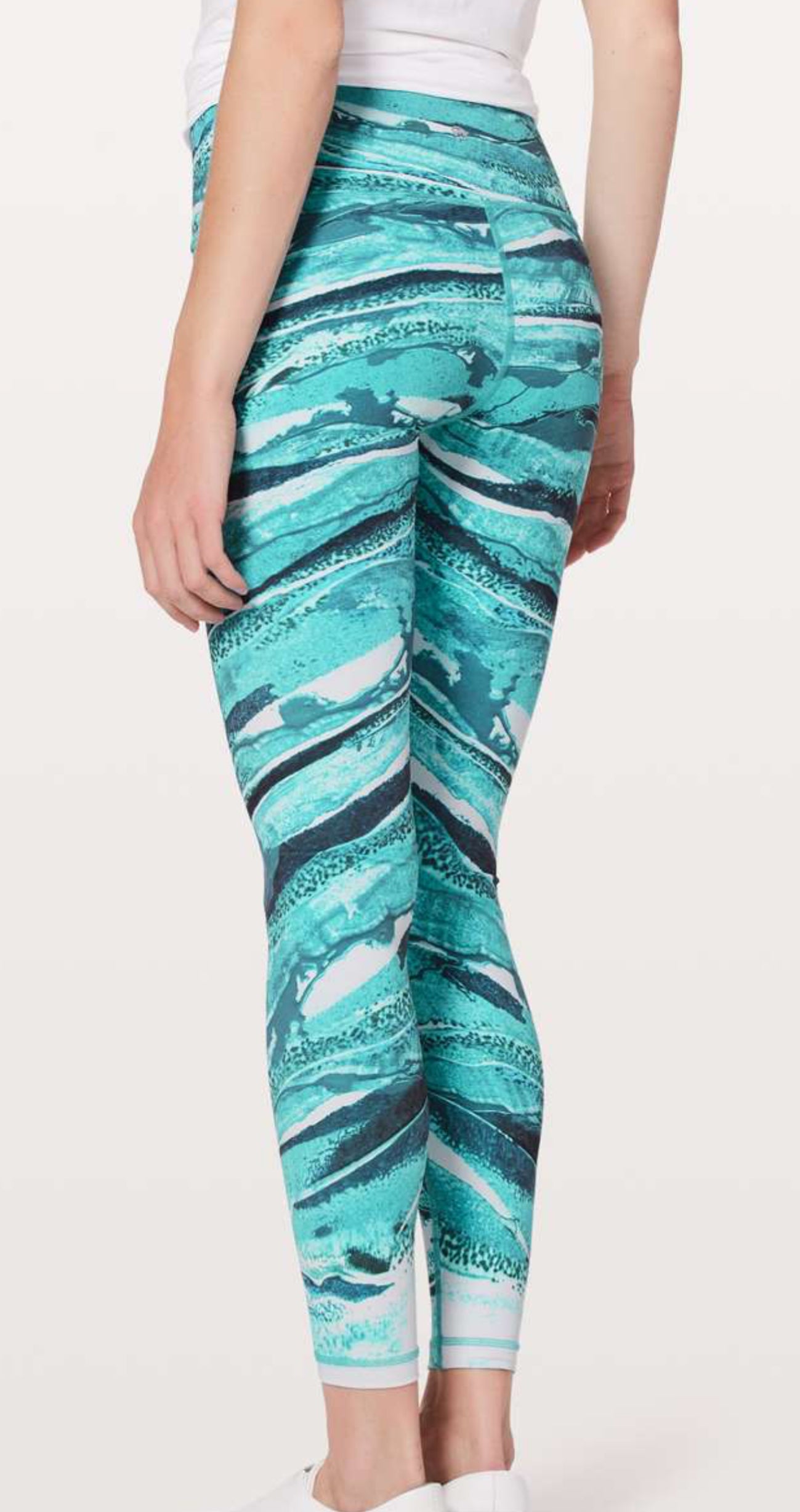 Lululemon Wunder Under HR Tight 28” (6)