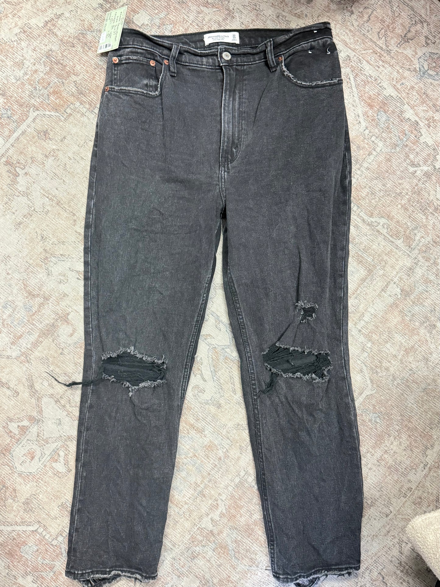 Abercrombie Ankle Straight Ultra HR Jeans (30x27)