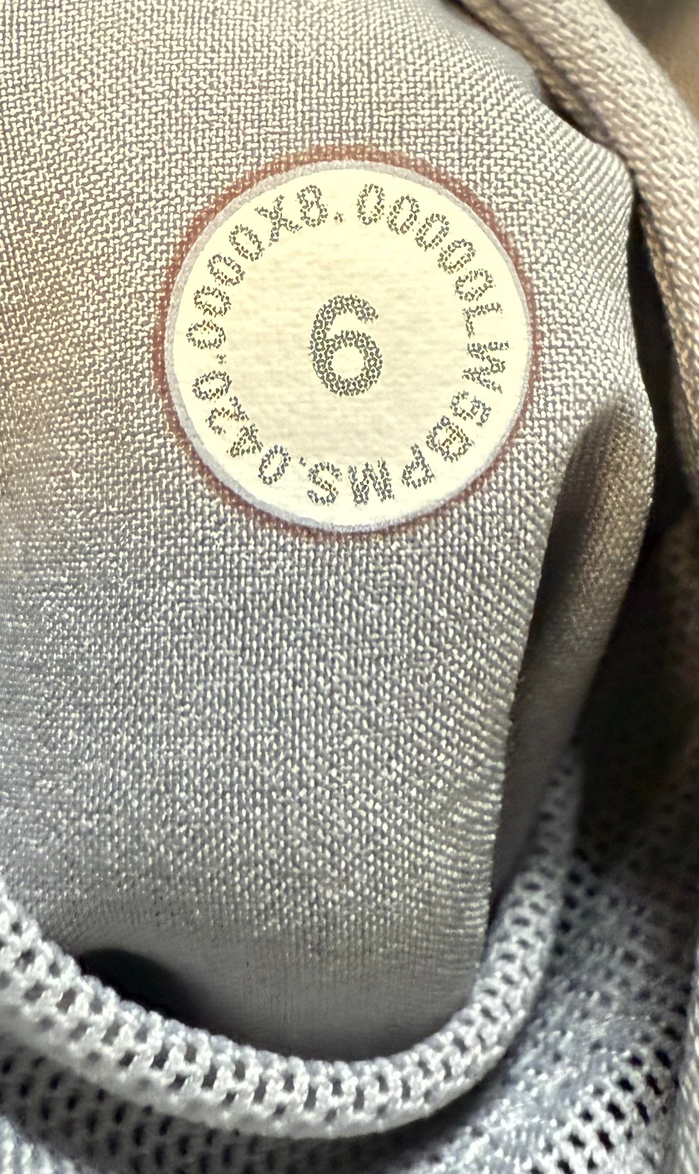 Lululemon On The Fly MR Pant 28” (6)