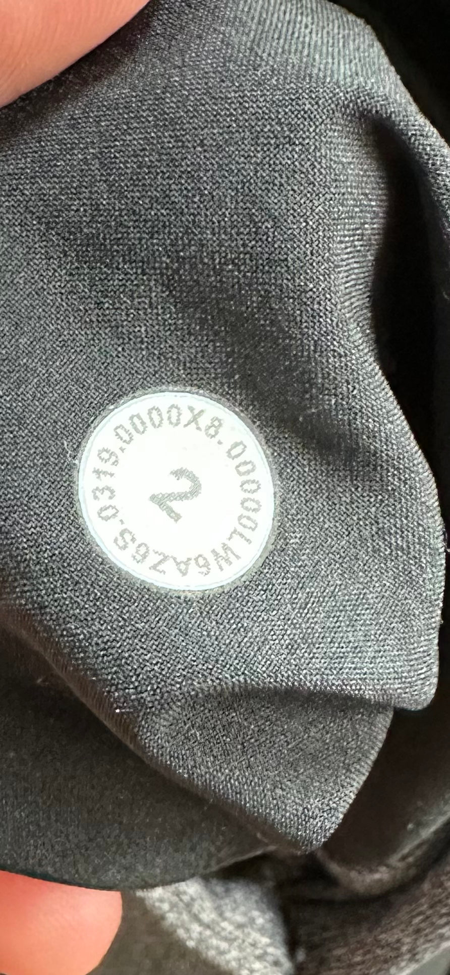 Lululemon On The Fly Crop 23” (2)