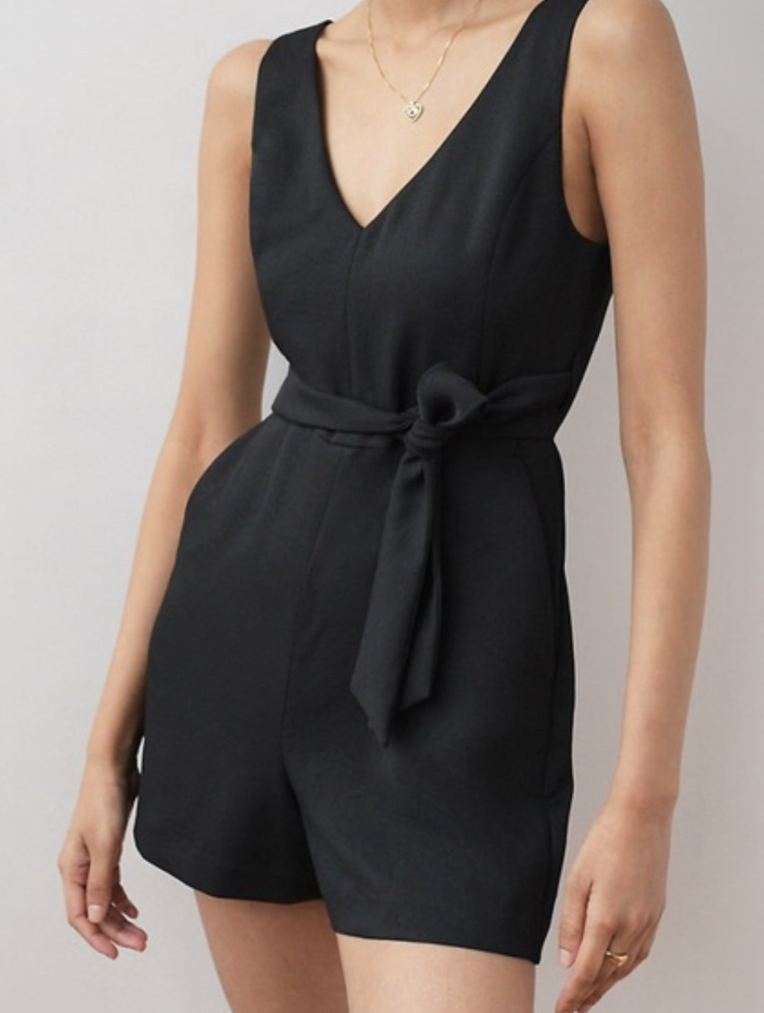 Aritzia Wilfred Ecoulement Romper (4)