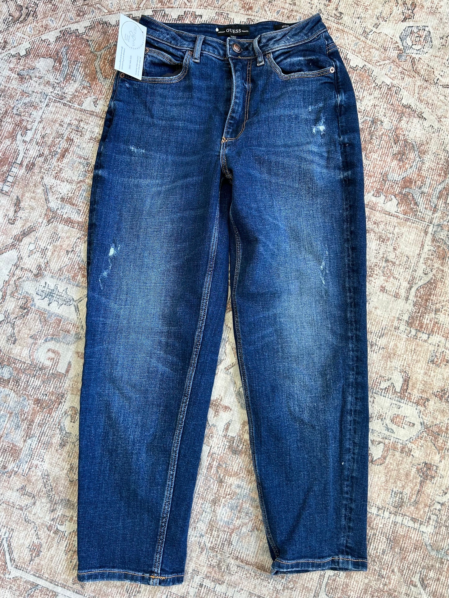 Guess Tapered Mom HR Jeans (26x25)