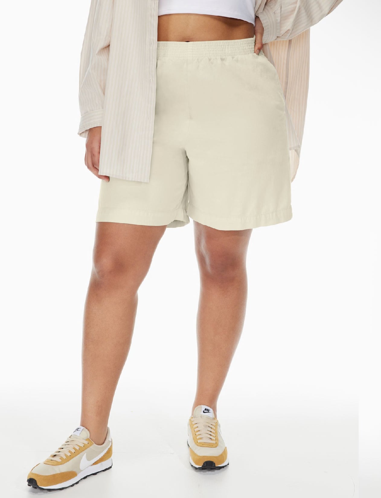 Aritzia Wilfred Nova Short 7” (L)