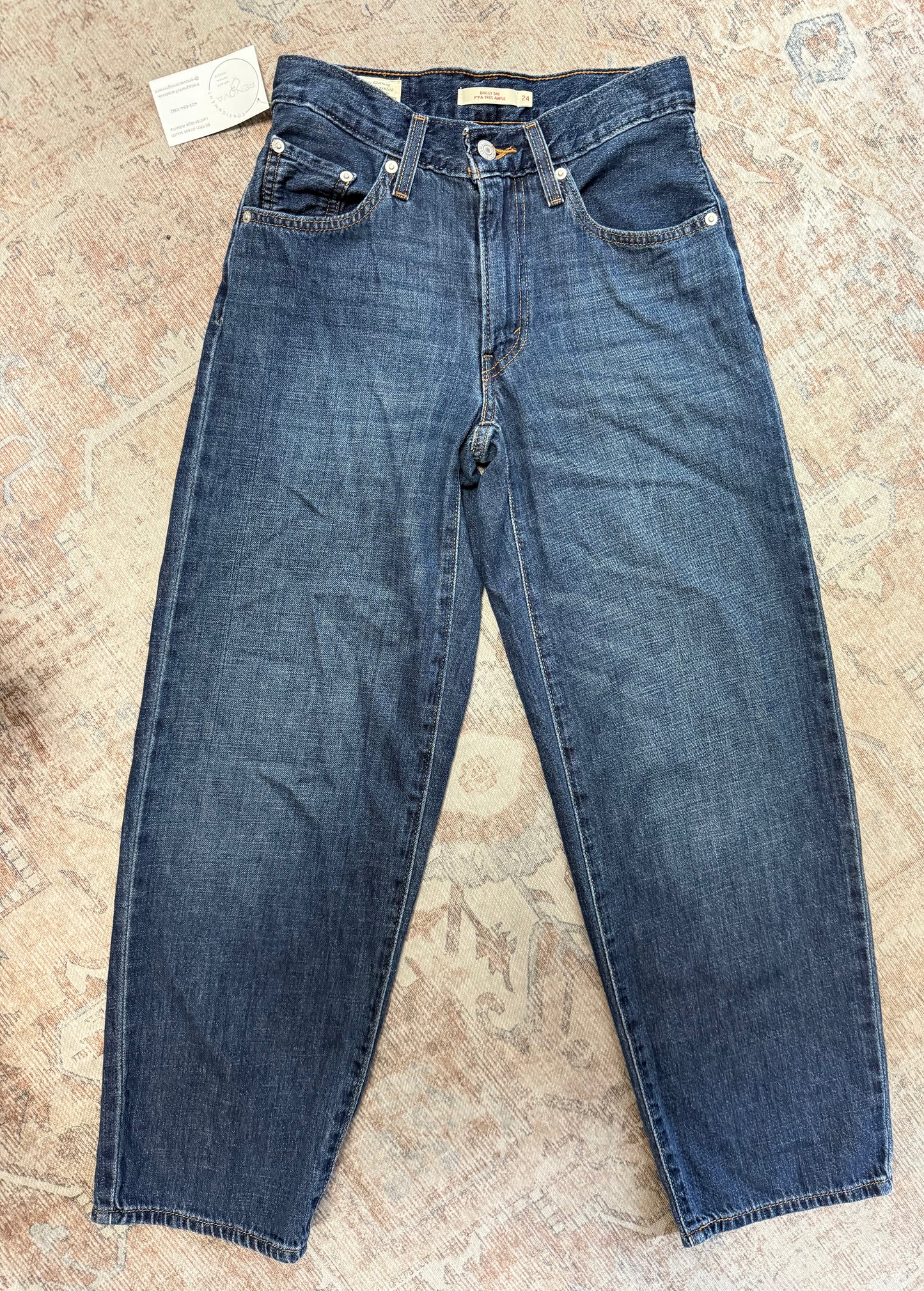 Levi’s Baggy Dad MR Jeans (24x28)