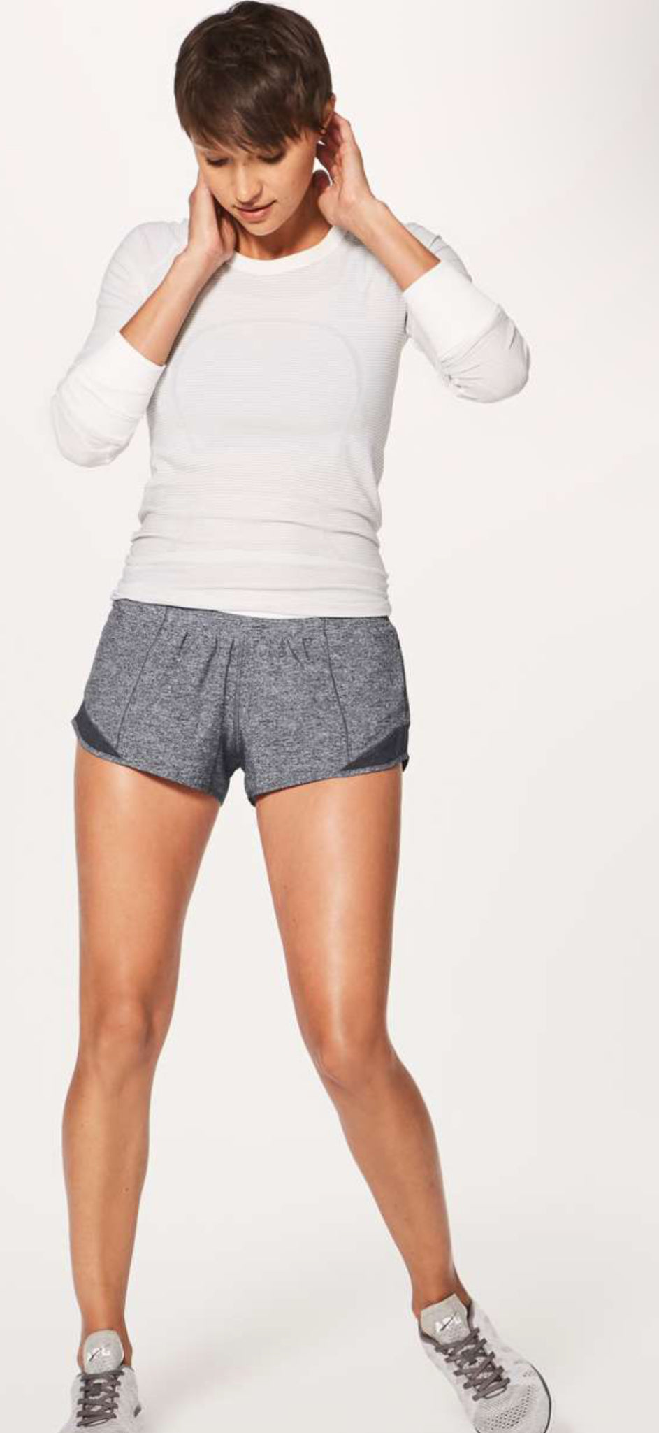 Lululemon Hotty Hot LR Short 2.5” (8)