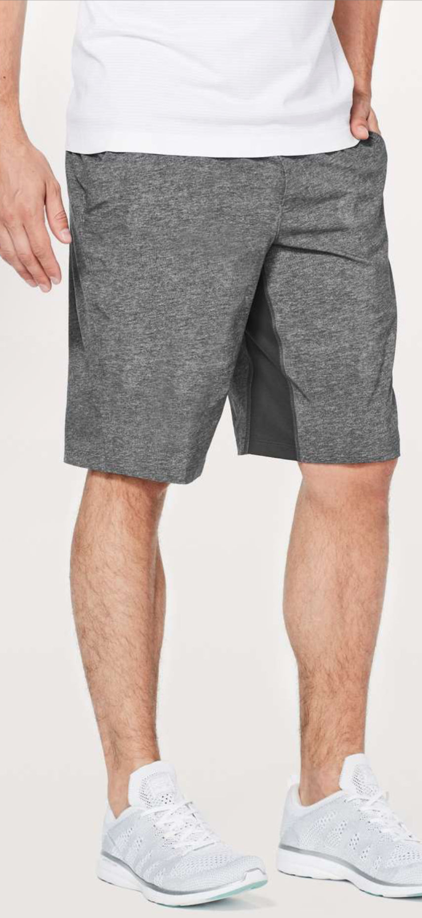 Lululemon THE Linerless Short 11” (M)