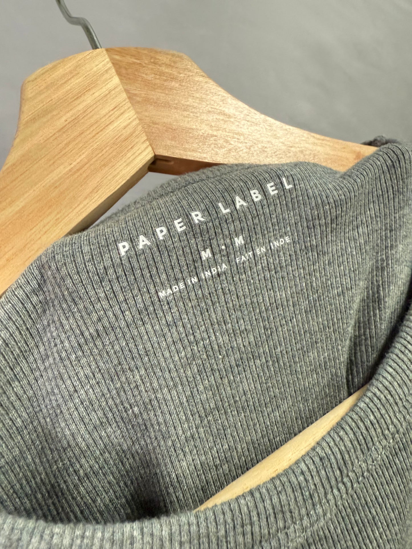 Paper Label Akari Crewneck (M)