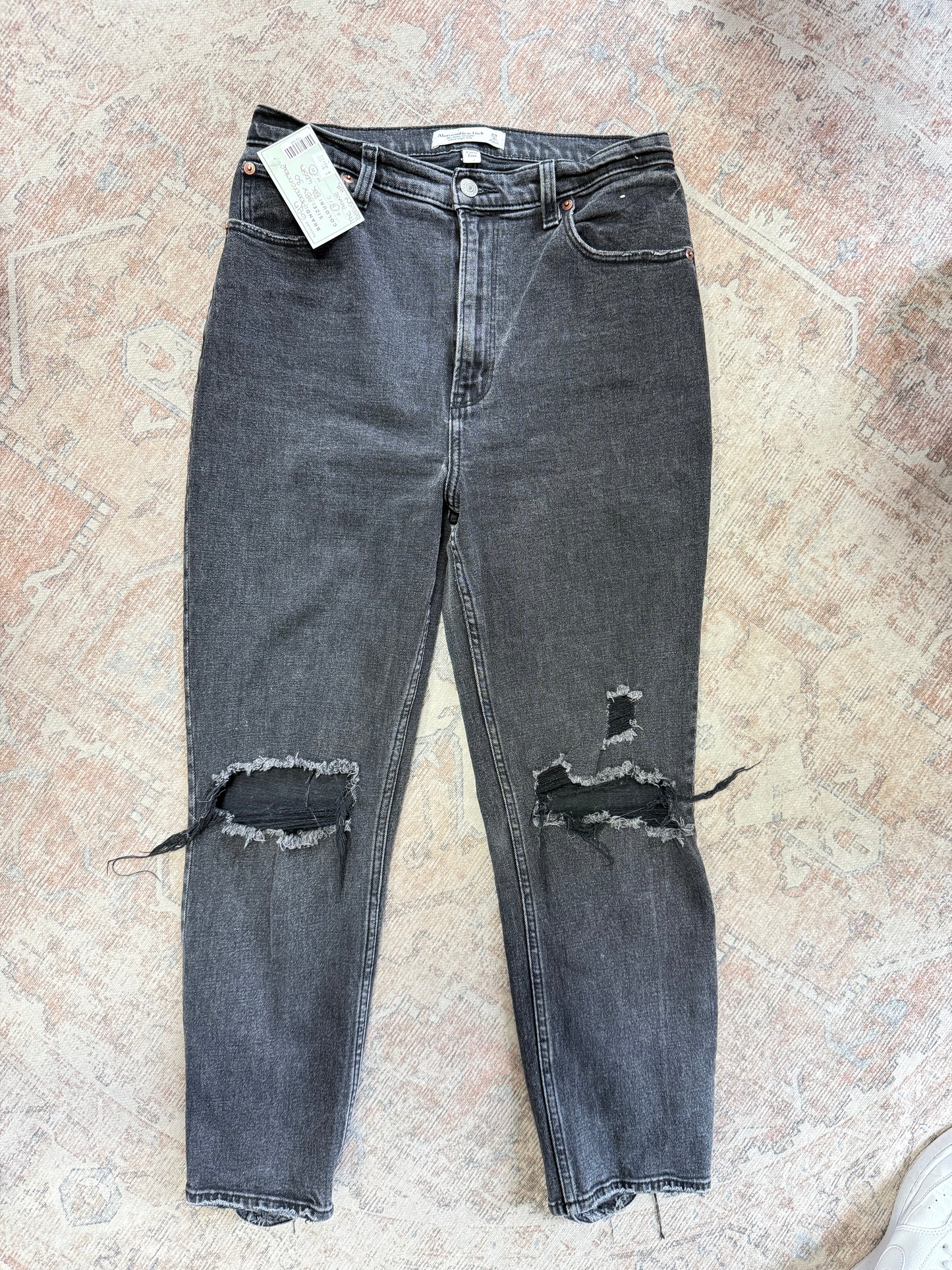 Abercrombie Ankle Straight Ultra HR Jeans (29x30)