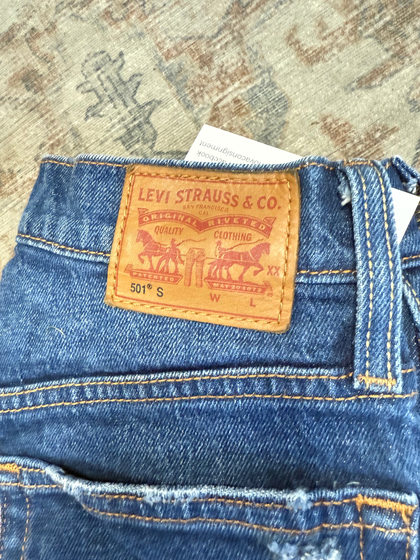 Levi 501 Skinny HR Jeans (25x30)