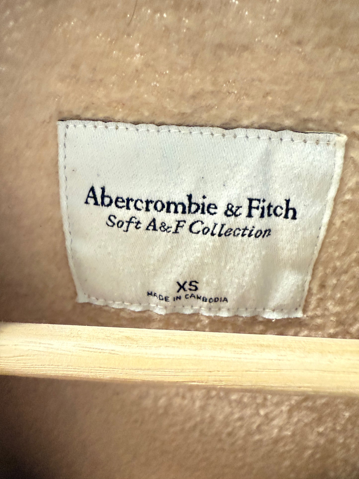 Abercrombie Soft Crewneck (XS)