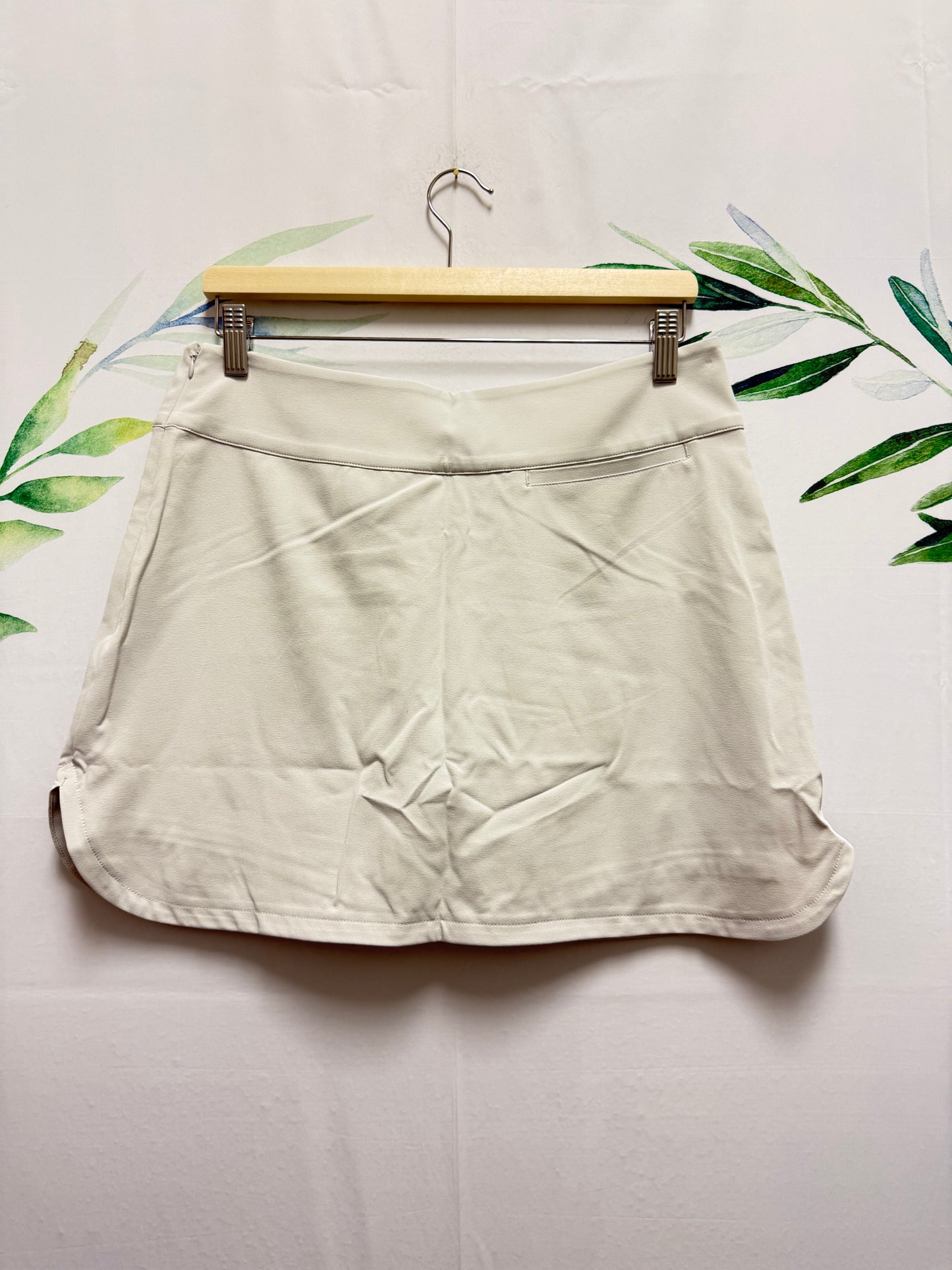 Macade Golf Skirt (L)
