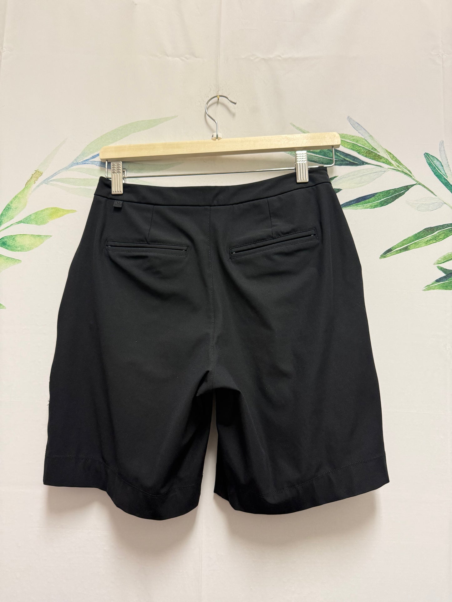 Lululemon Long Story MR Short 8” (4)