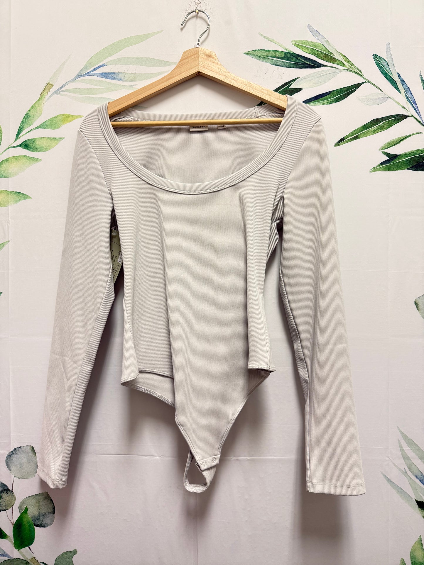 Aritzia Babaton Formarib Scoopneck Longsleeve Bodysuit (XL)