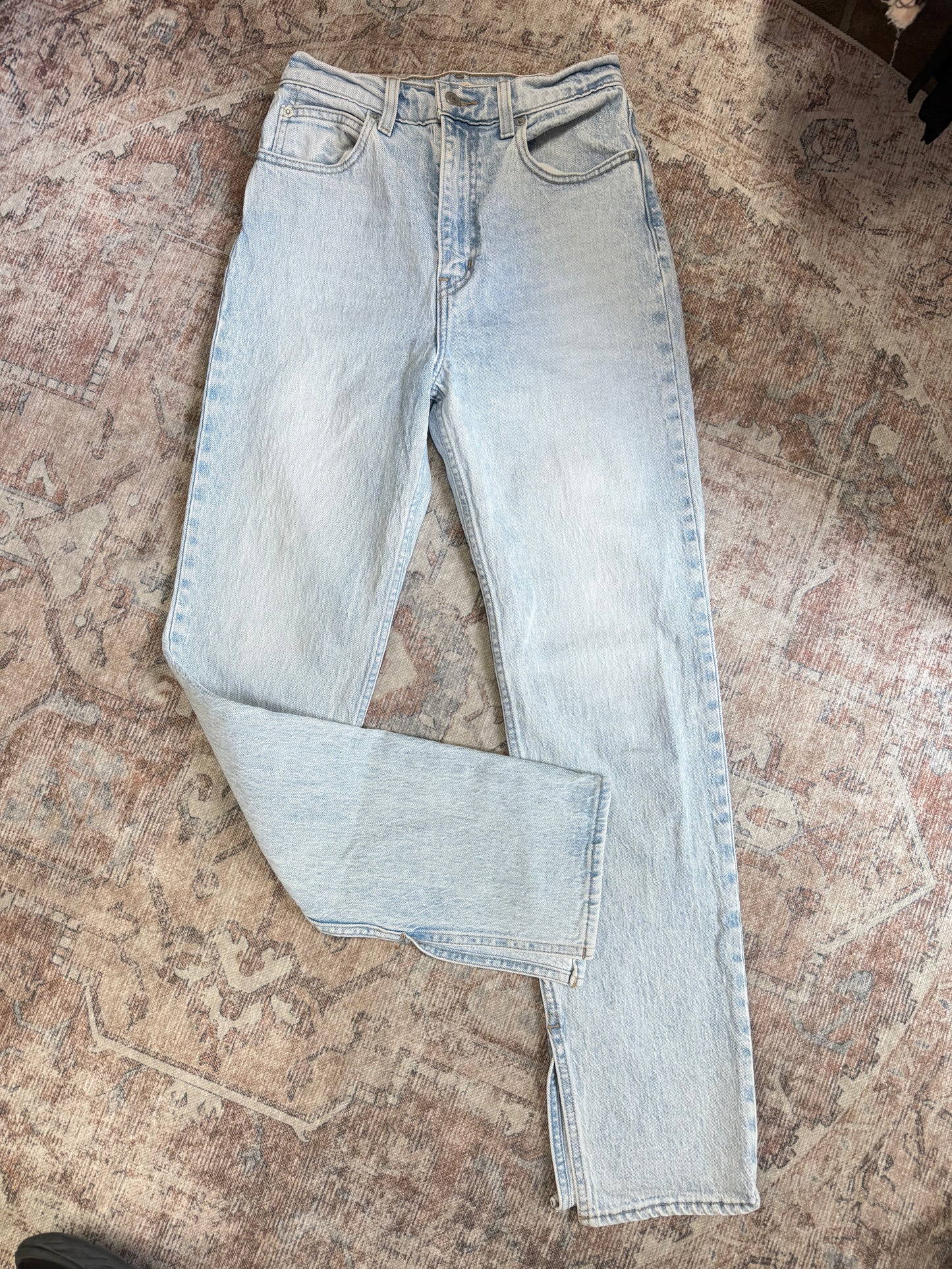 Levi ‘70s Slim Straight HR Jeans (25x31)