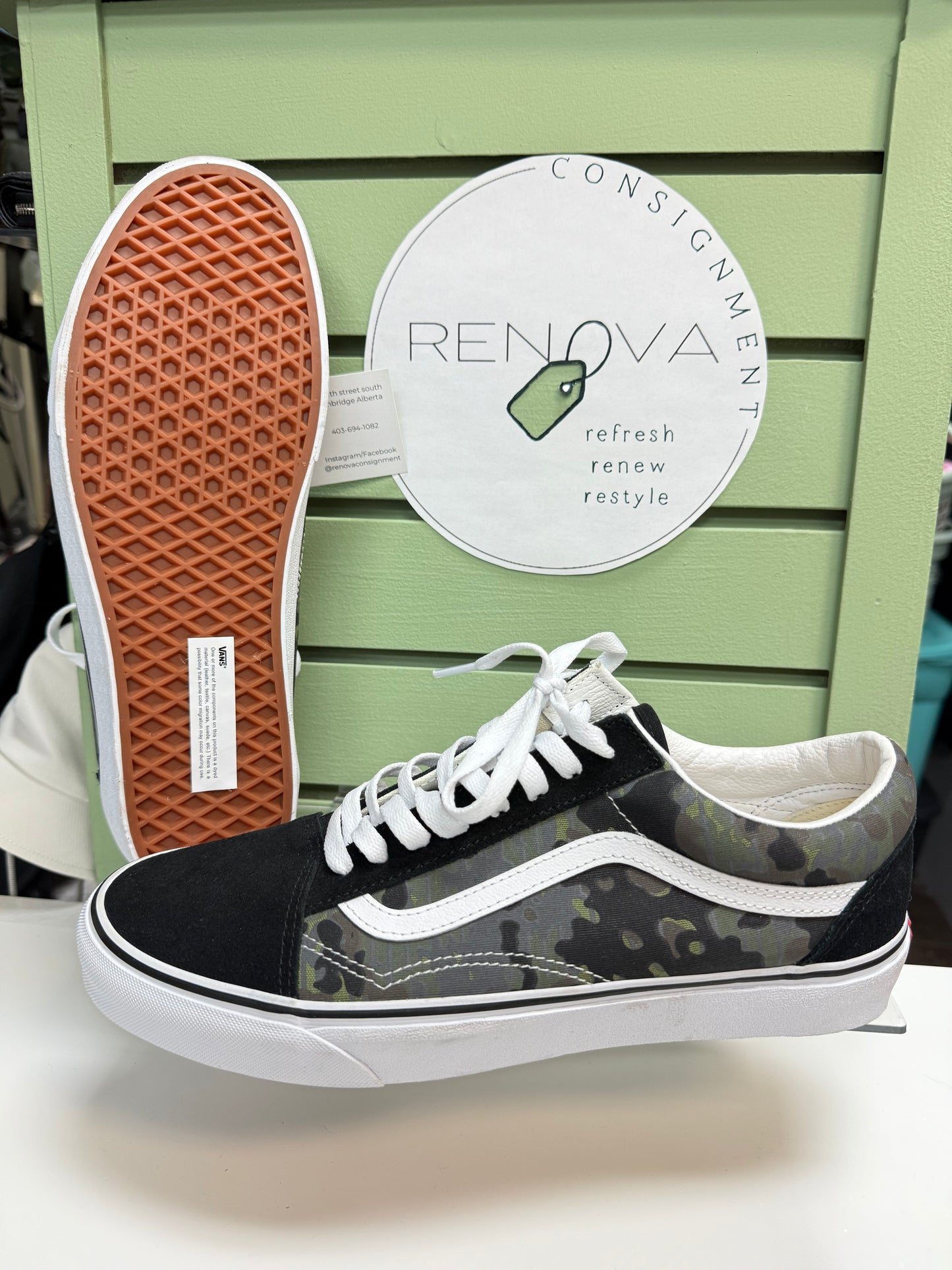 Vans Old Skool Sneakers (Mens 11)