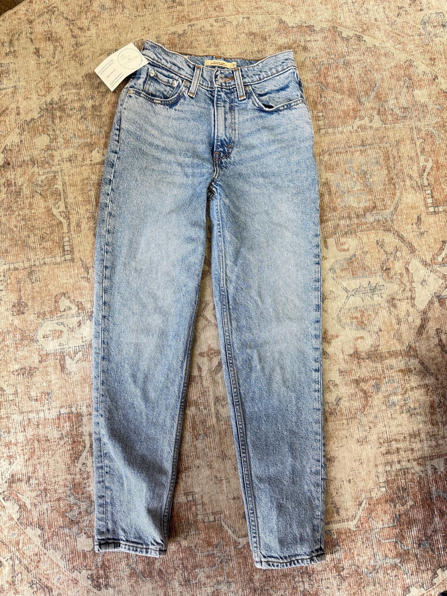 Levi’s ‘80s Mom HR Jeans (23x28)