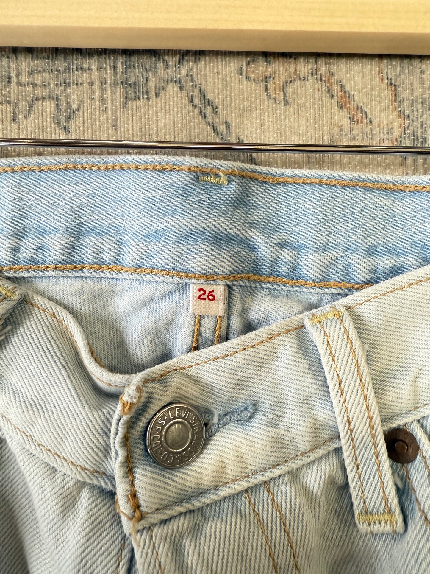 Levi’s Wedgie Icon HR Shorts (26)