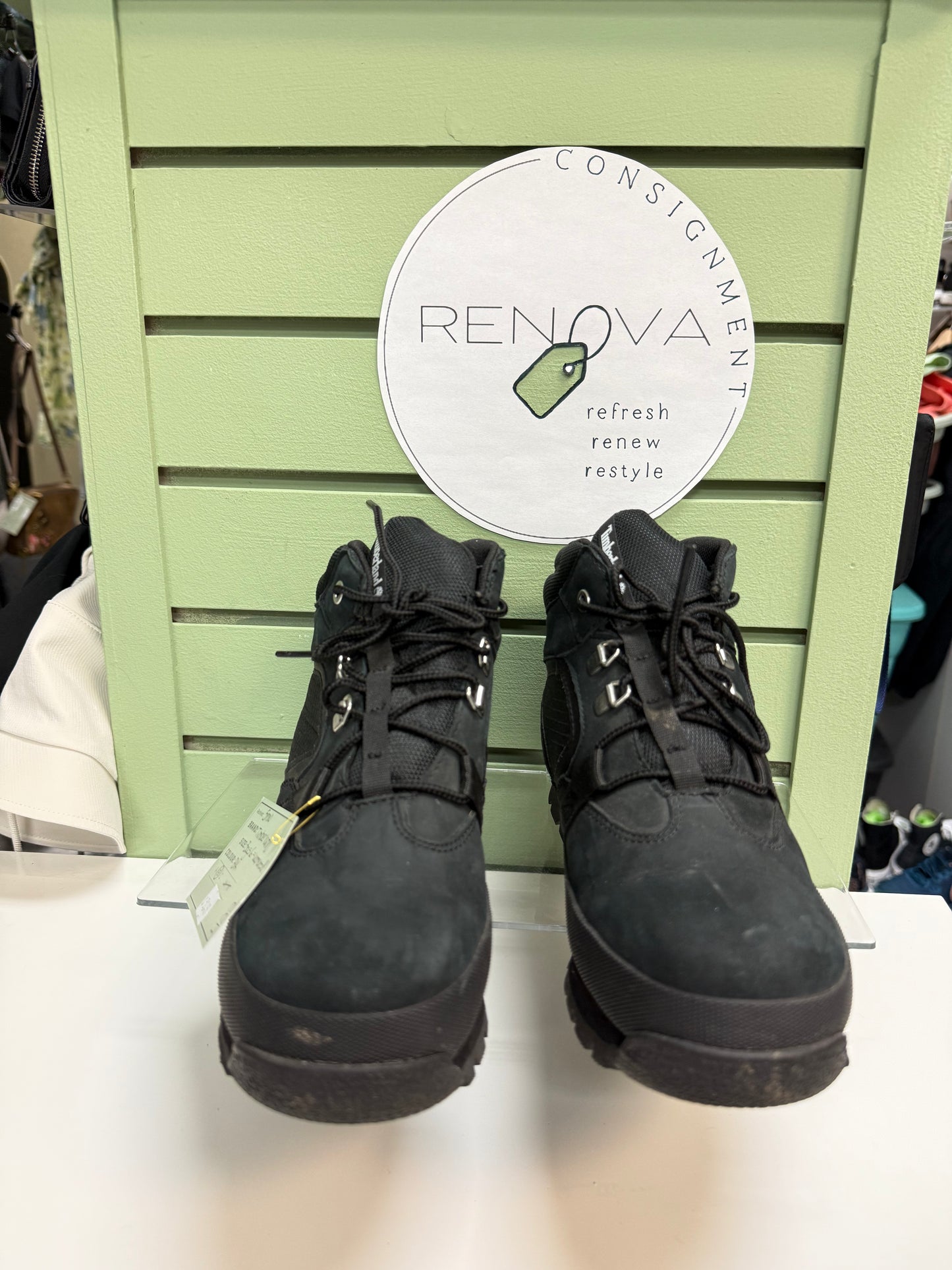 Timberland Hiking Boots (Mens 6/Womens 8)
