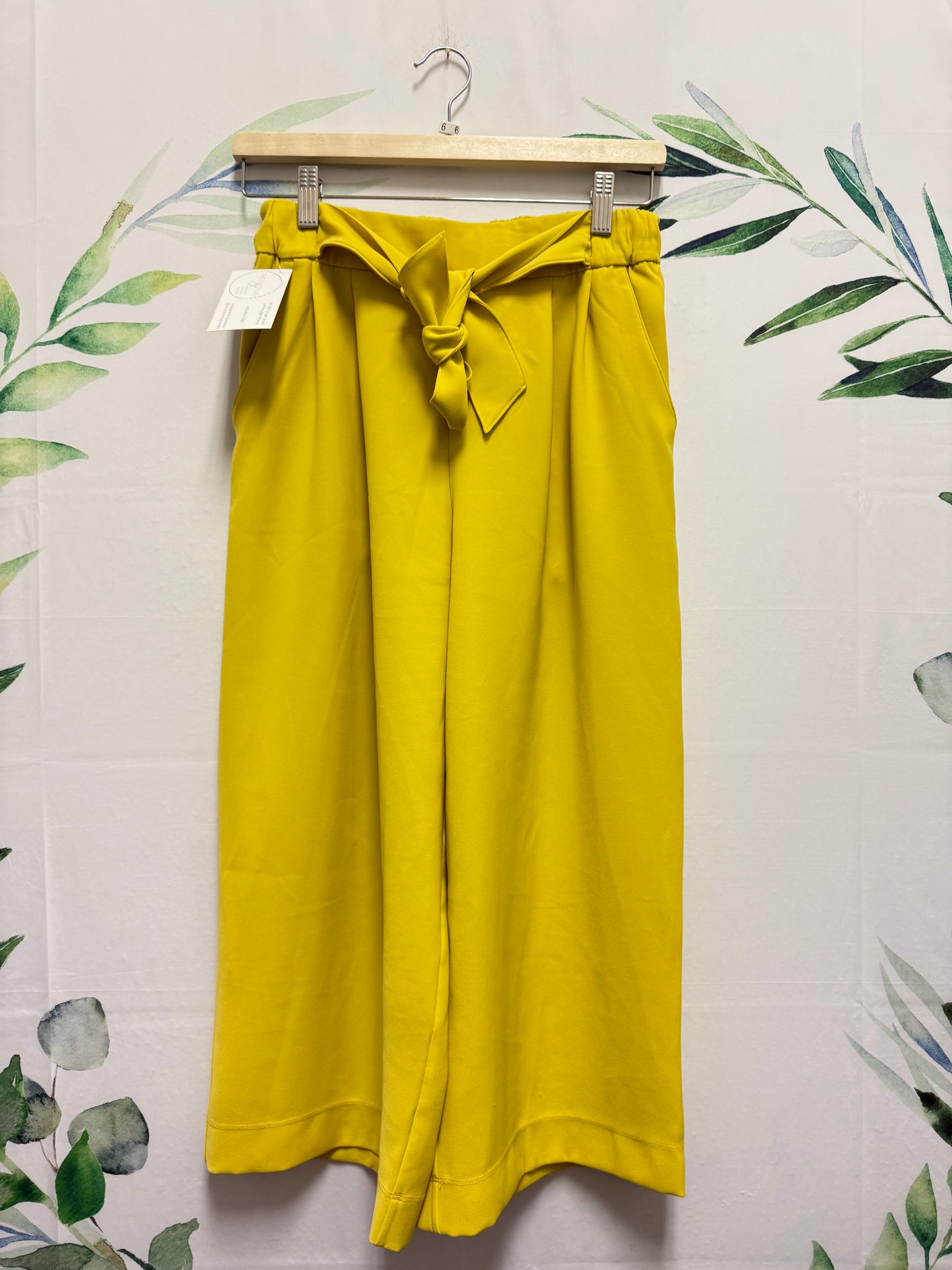 Lululemon Noir HR Crop 21” (6)