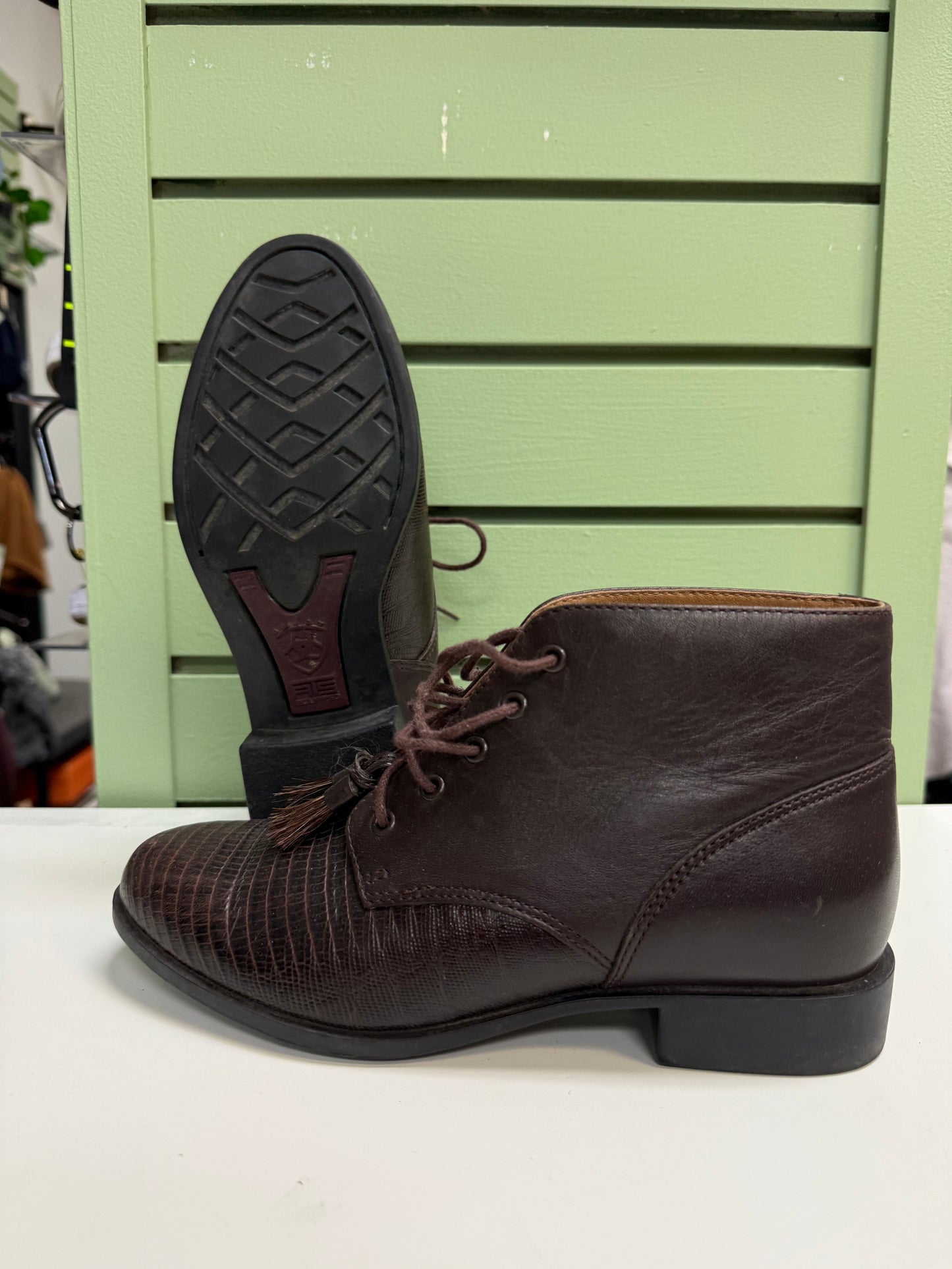 CLEARANCE Ariat Booties (Womens 6)