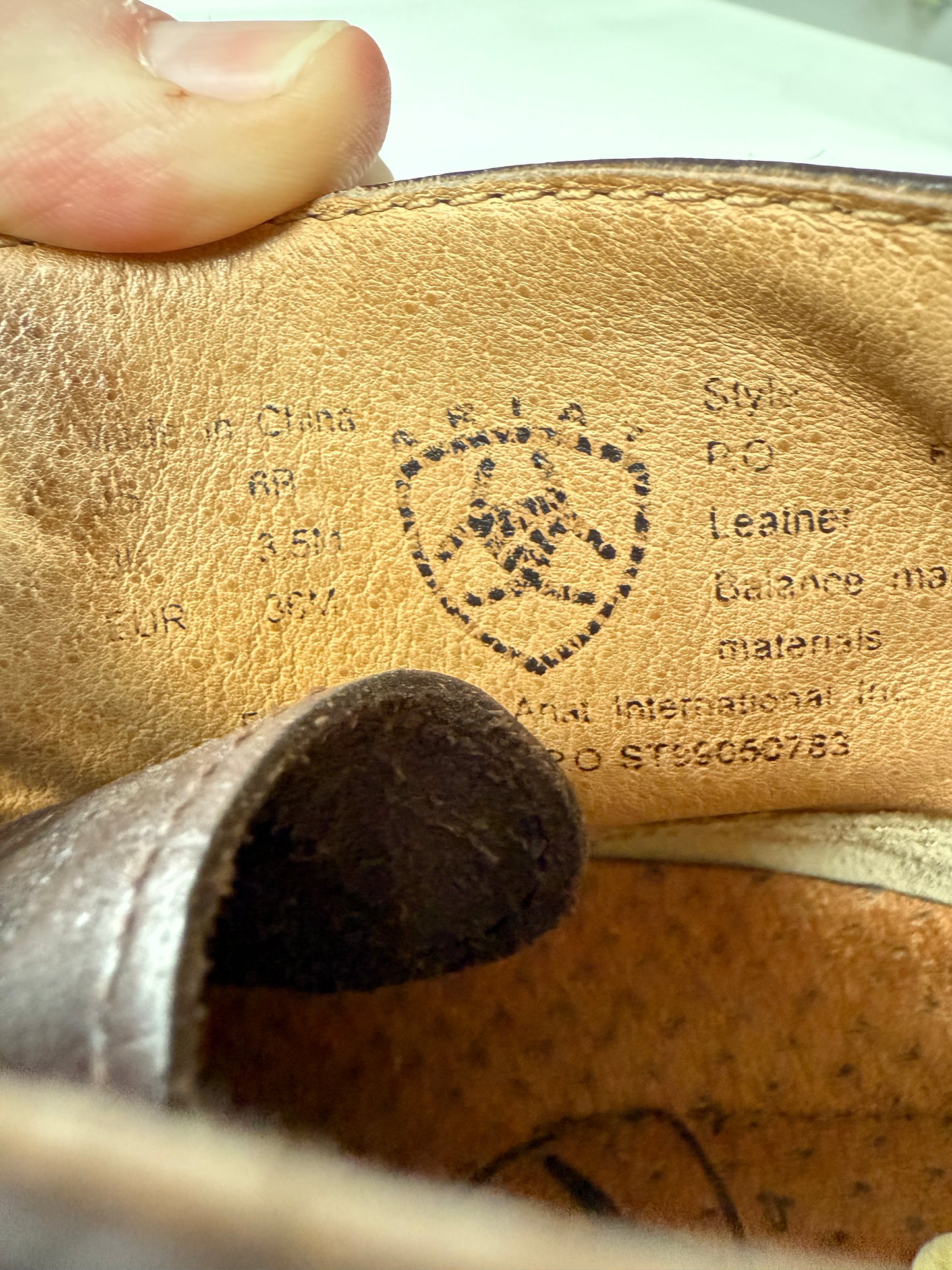 CLEARANCE Ariat Booties (Womens 6)