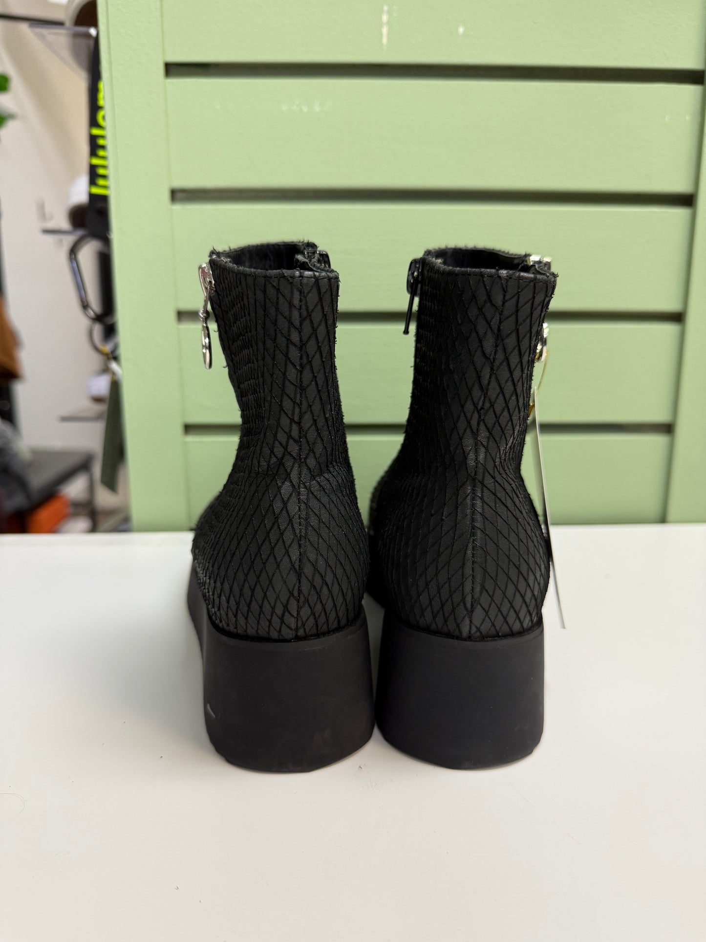 Shoe The Bear Cleo Platform Boots (Womens 6/37)