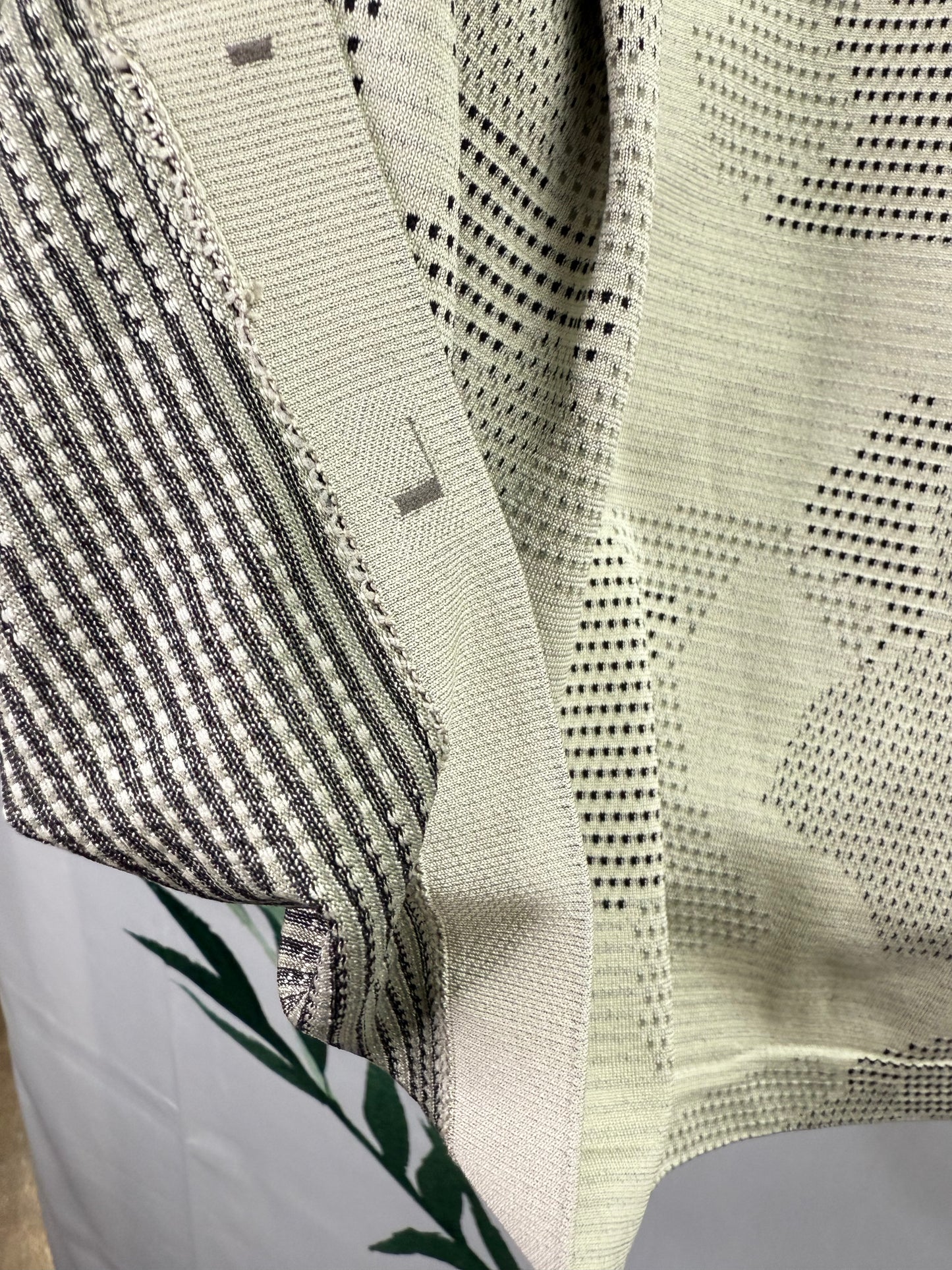 Lululemon Metal Vent Tee (L)