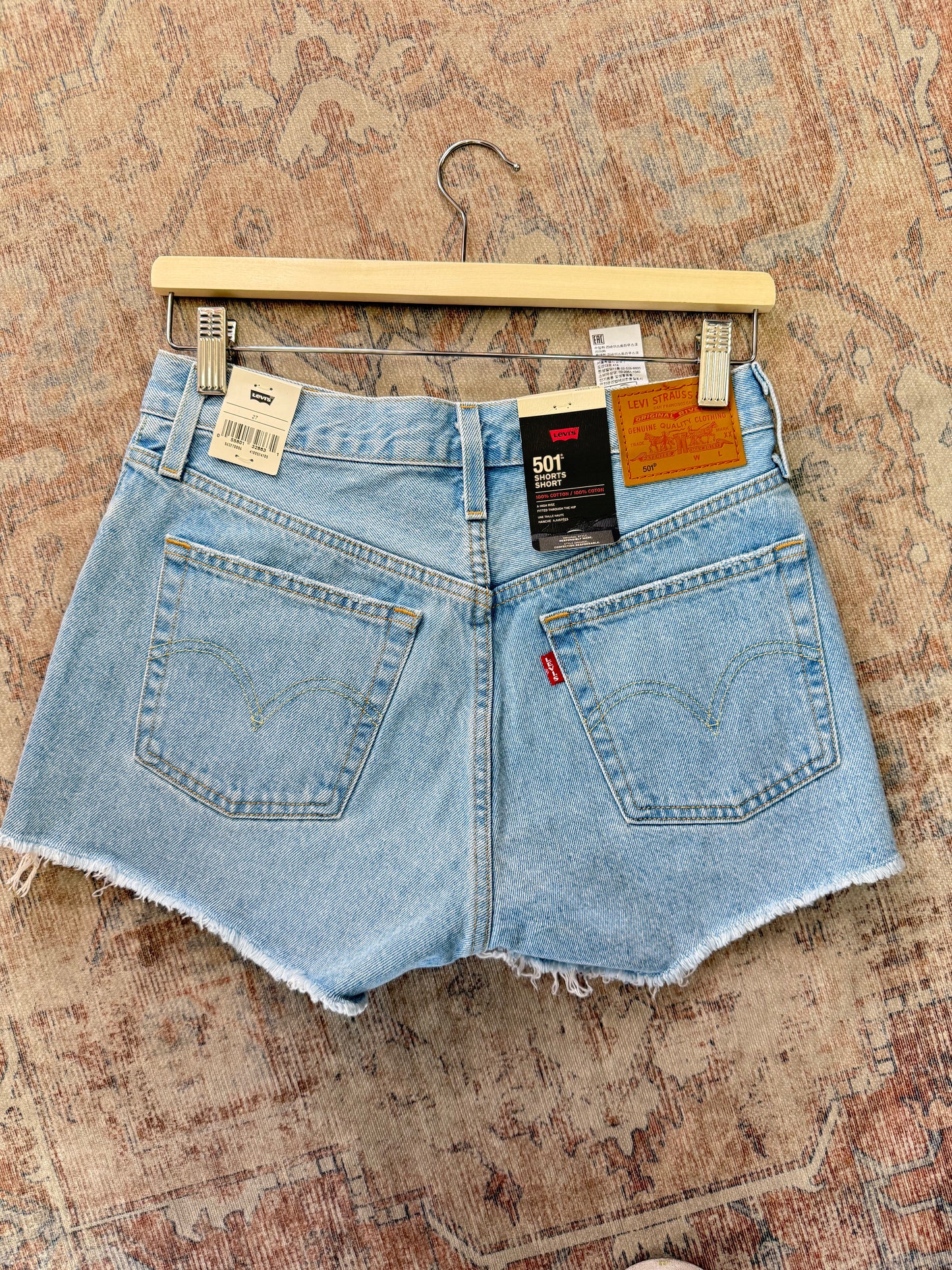 Levi’s 501 Shorts (27)