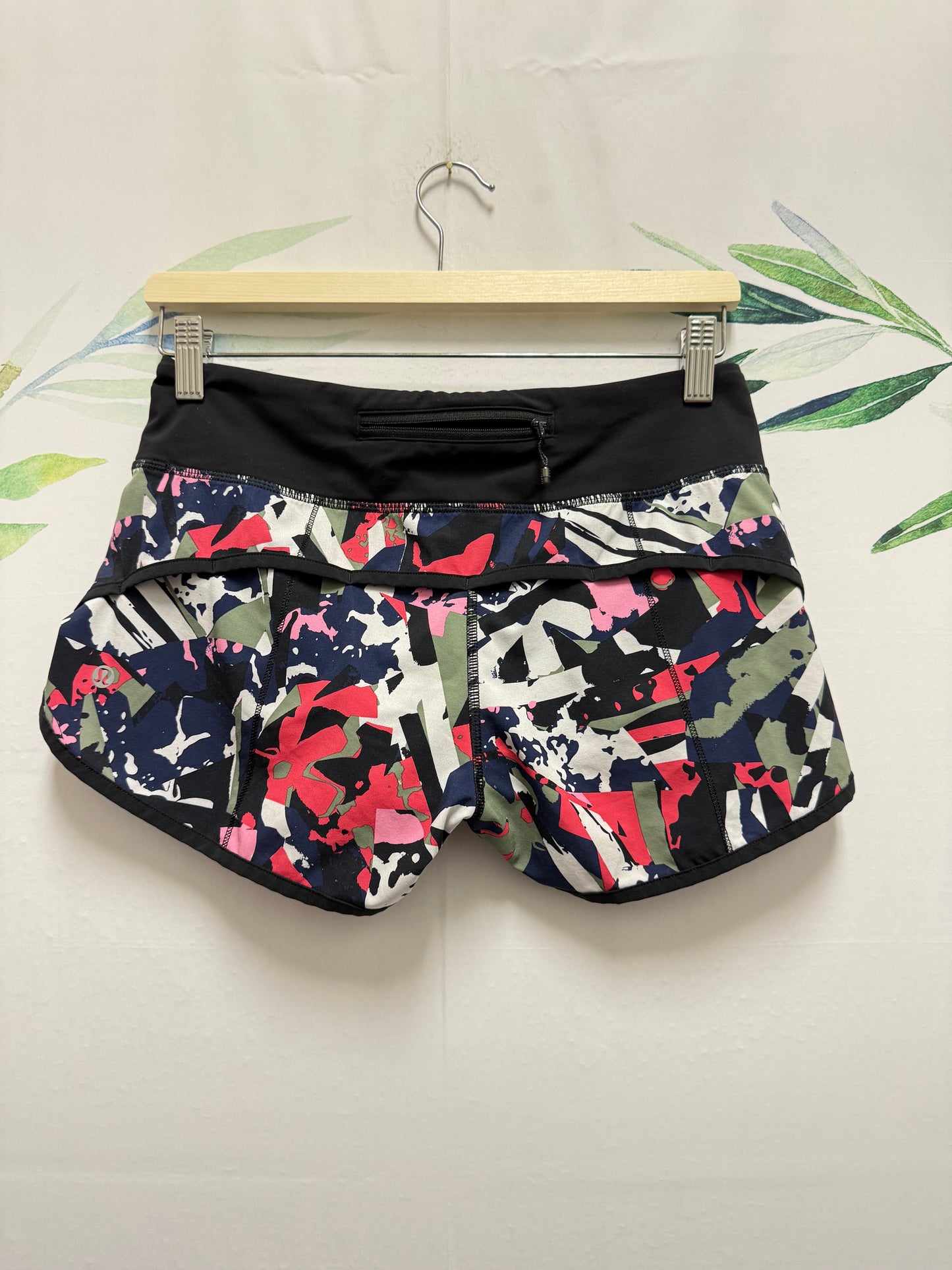 Lululemon Speed LR Short 2.5” (4)