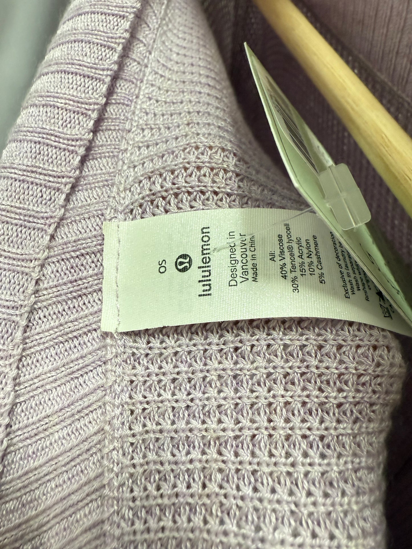 Lululemon Forward Flow Cape (O/S)