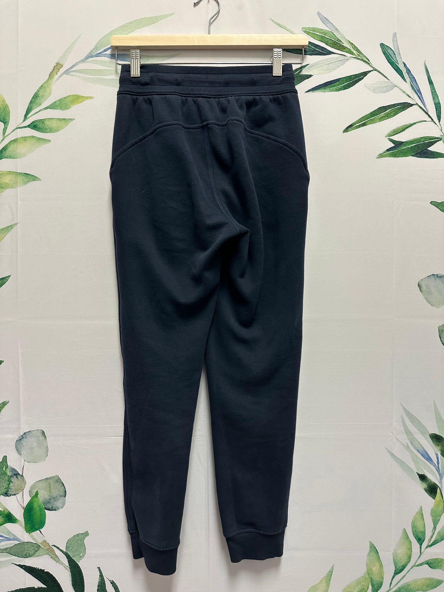 Lululemon Scuba HR Jogger 26” (2)