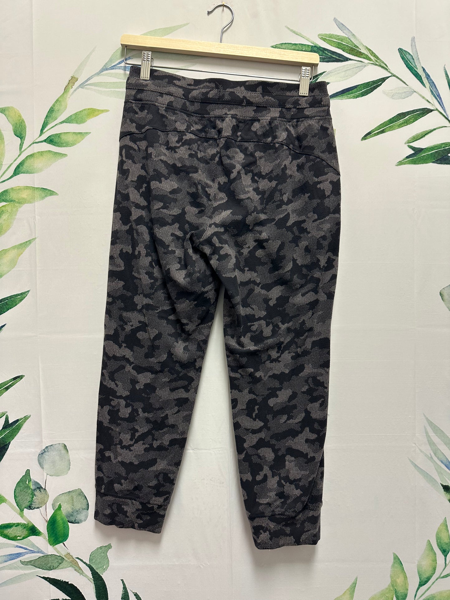 Lululemon Ready To Rulu HR Cropped Jogger 25” (8)