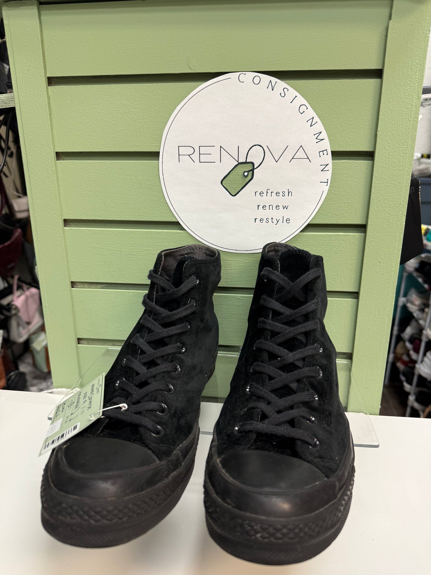 Converse Velvet Chuck Taylor High Top Sneakers (Mens 9/Womens 11)