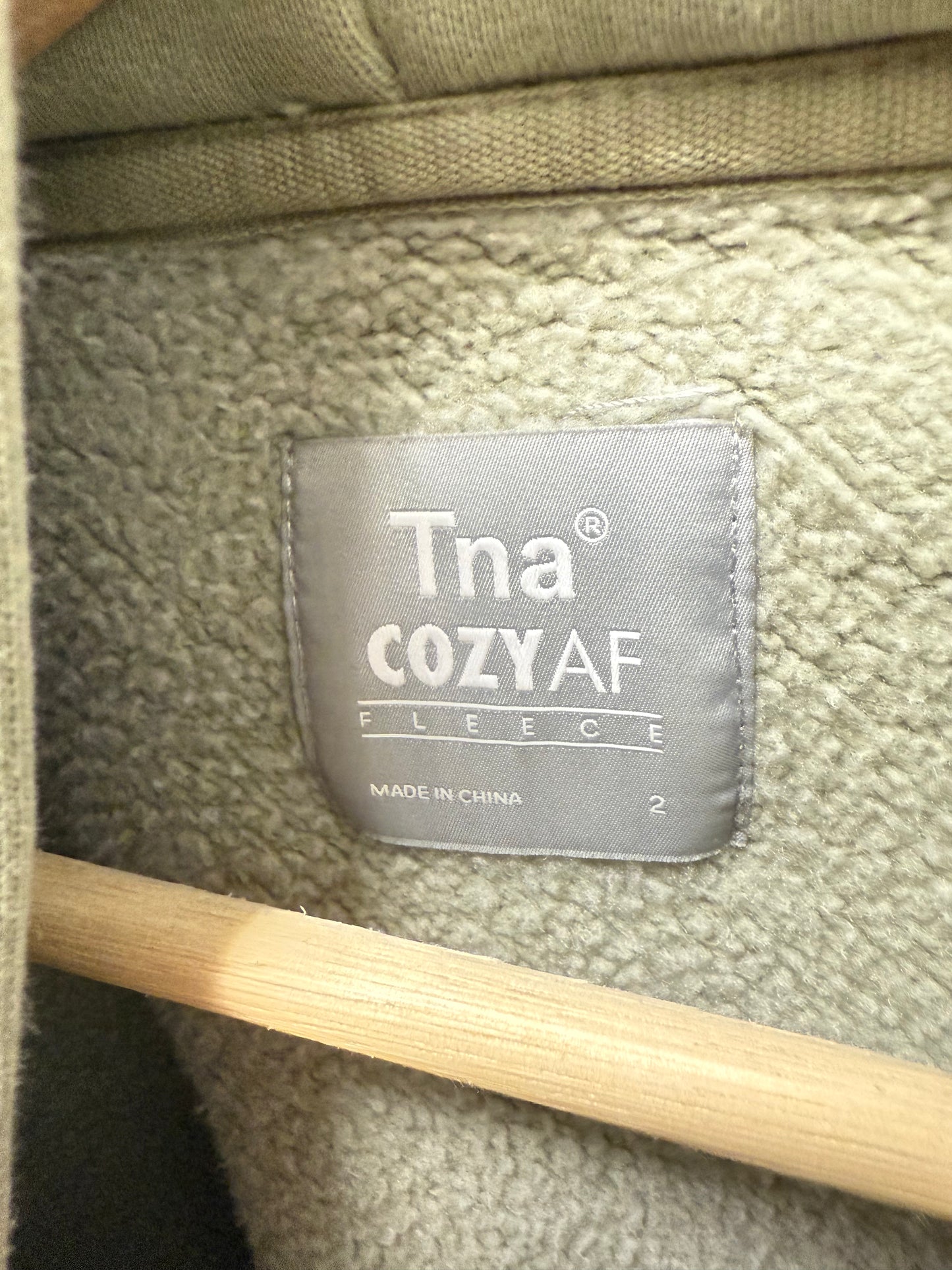 Aritzia TNA CozyAF Fleece Crop Hoodie (2 = S/M)