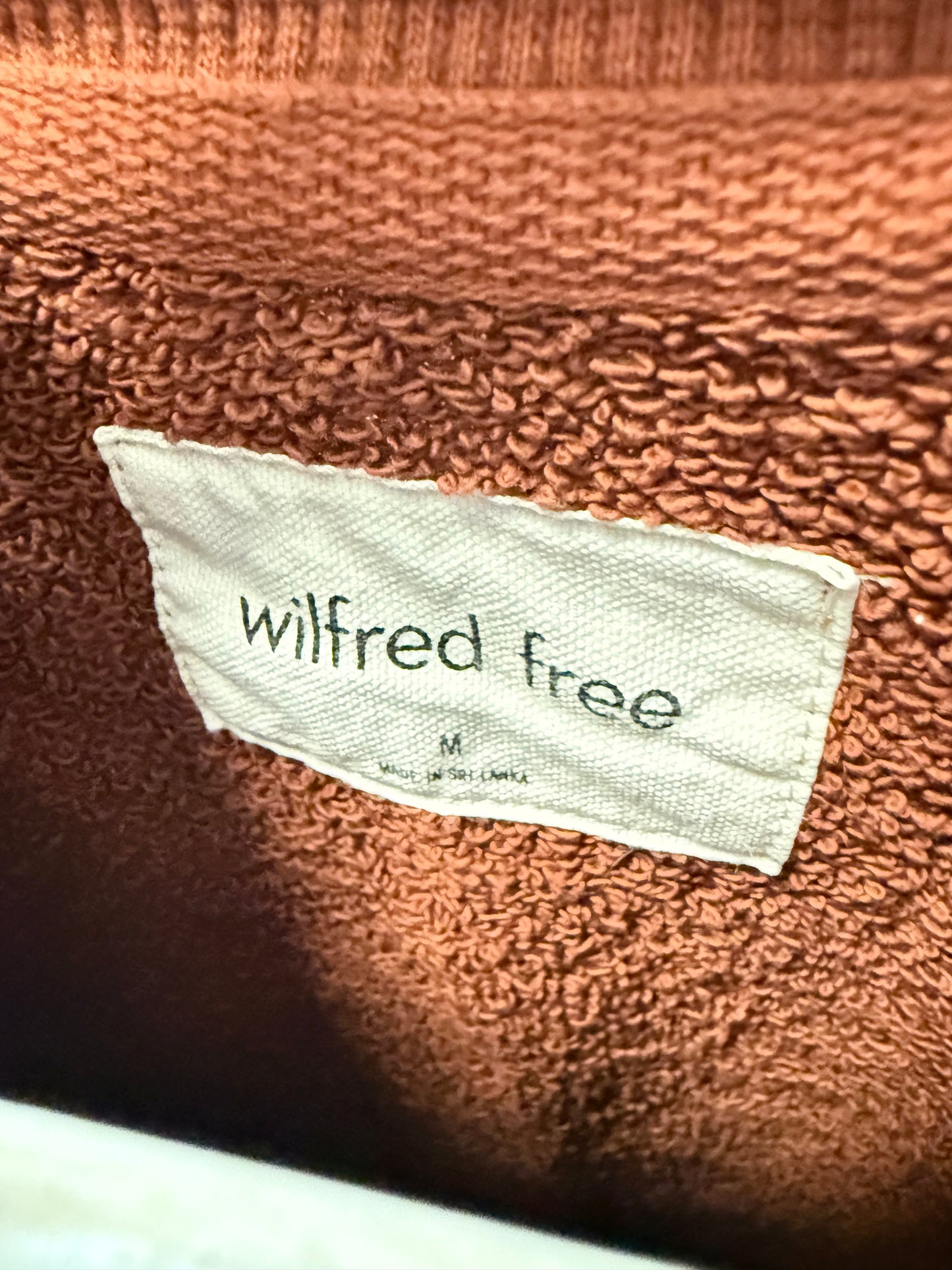 Aritzia Wilfred Pleated Sleeve Crewneck (M)