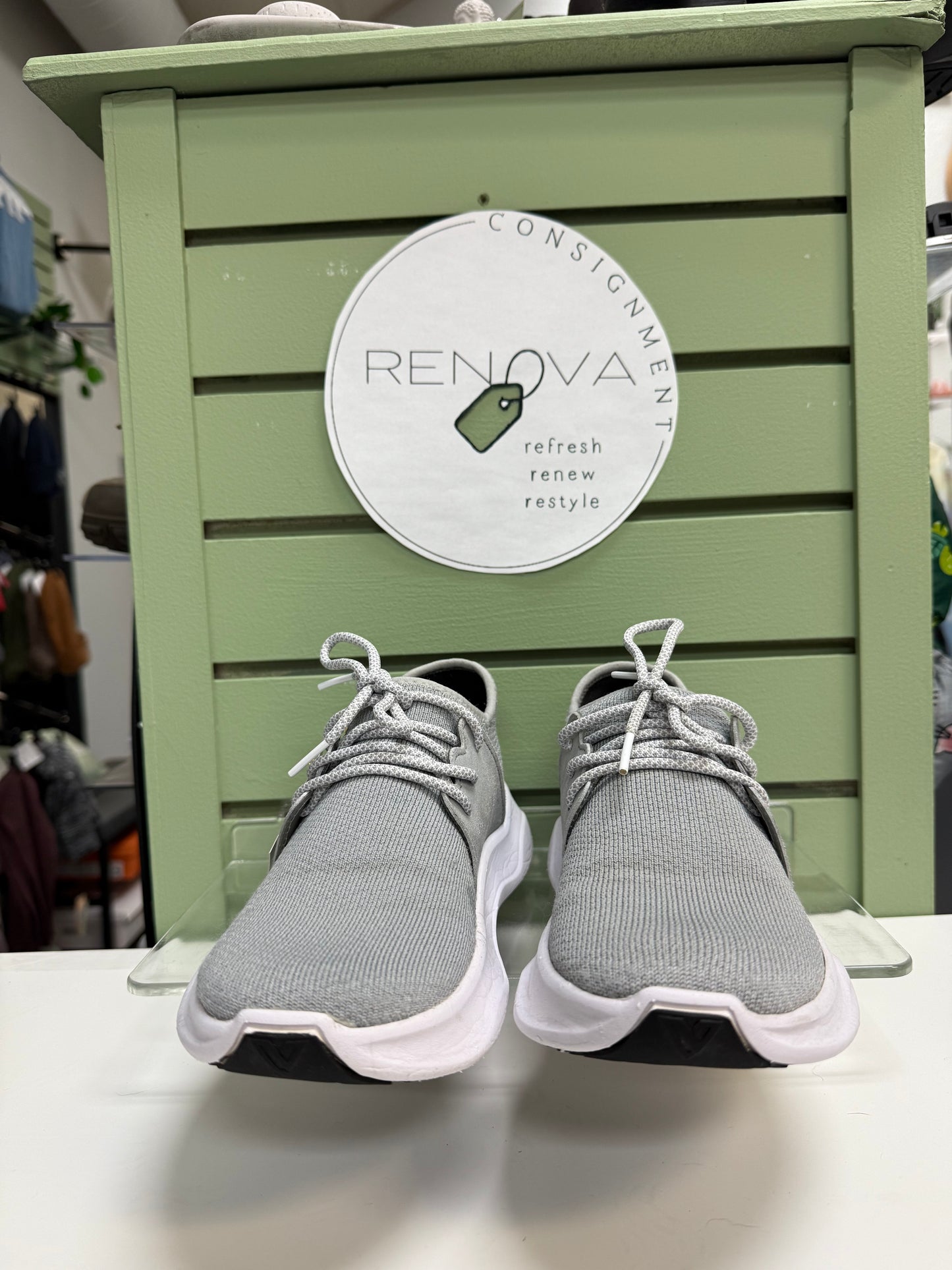 Vessi Everyday Runners (Womens 6)