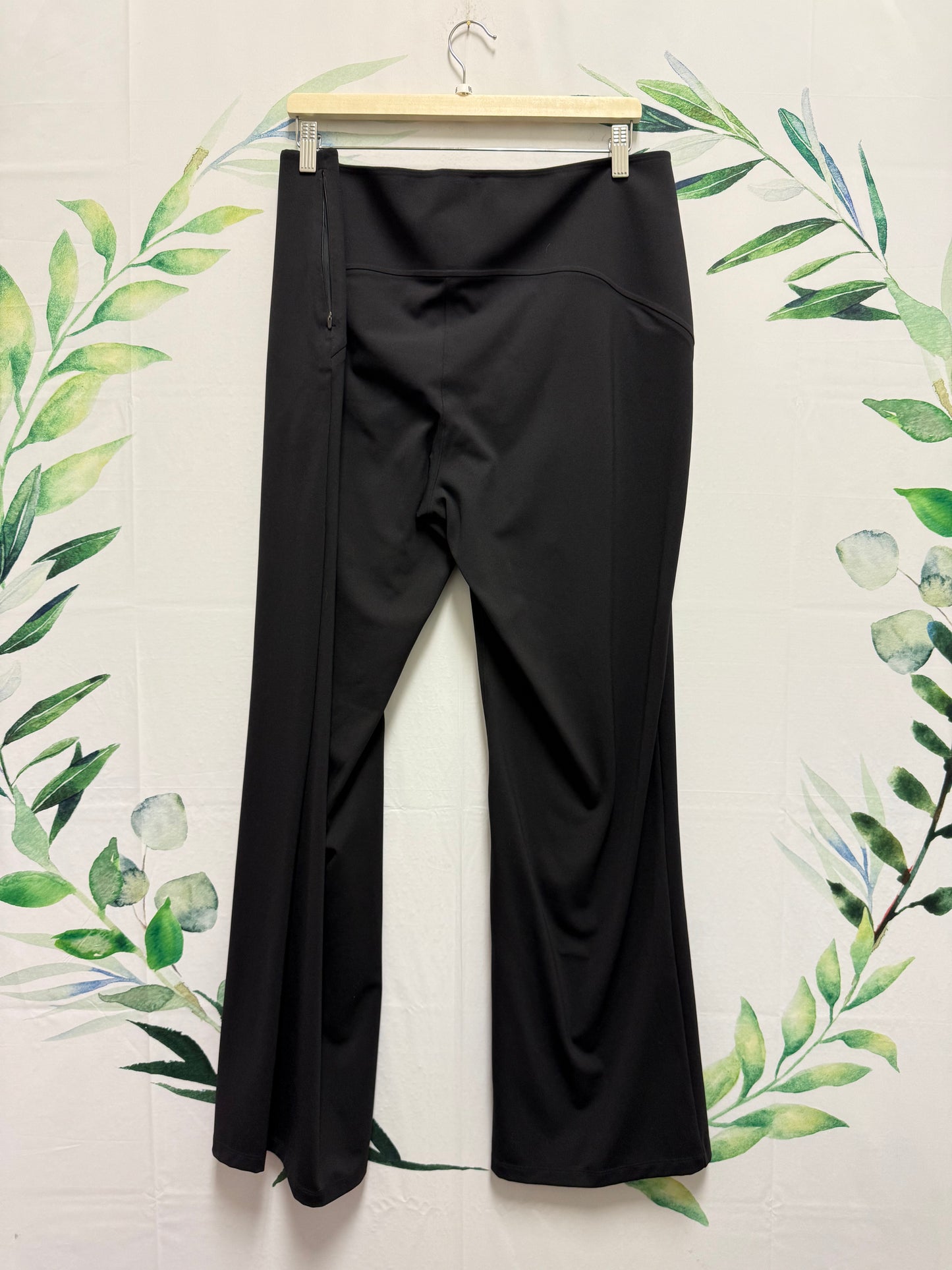 Lululemon Smooth Fit HR Pull On Pant 32” (16)