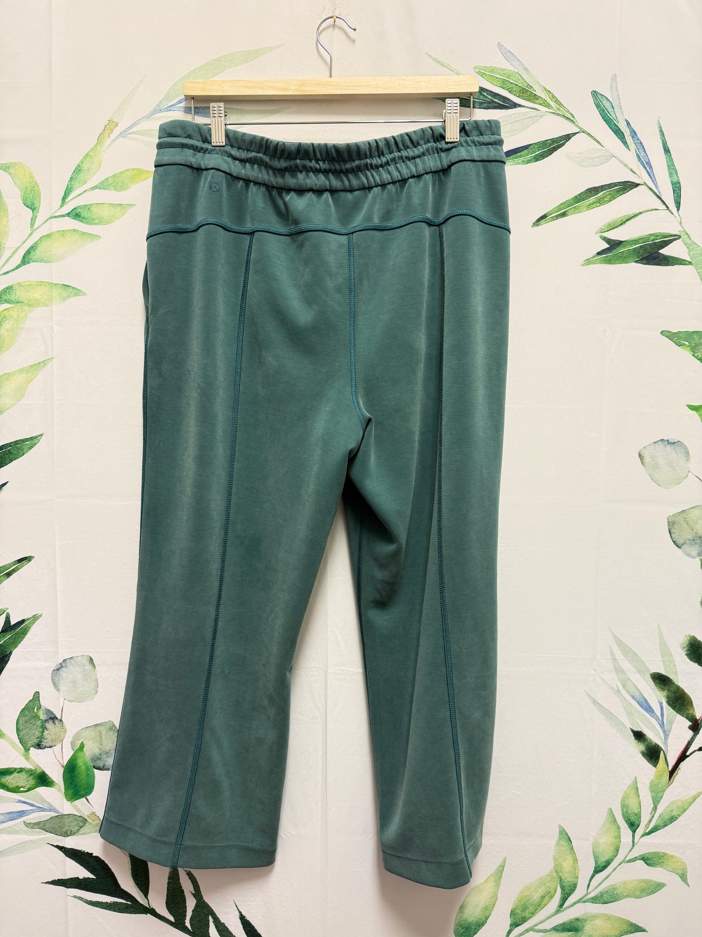Lululemon Softstreme Straight Leg Crop 25” (14)